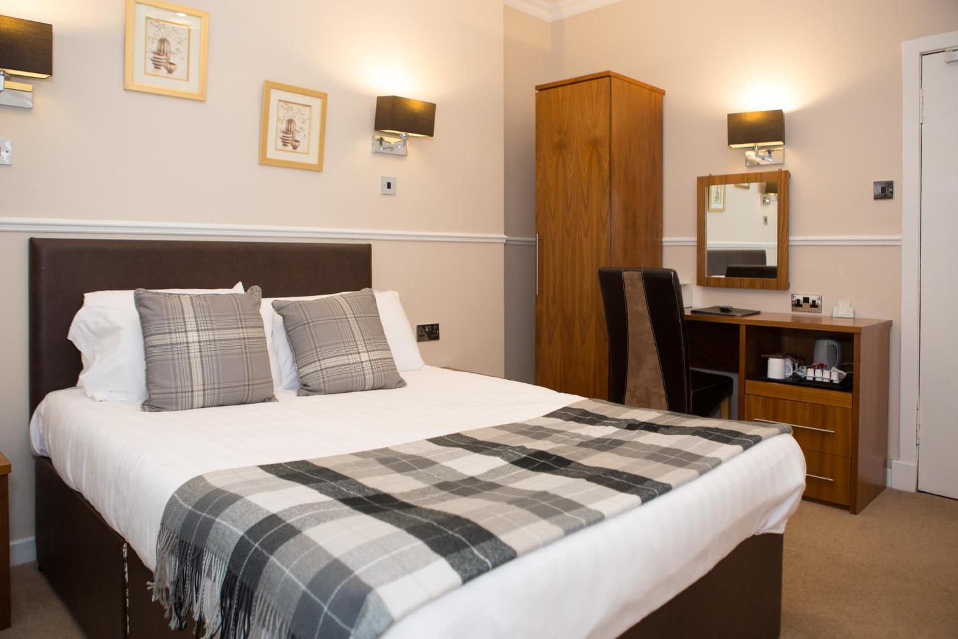Kelvingrove Hotel - Sauchiehall St 4