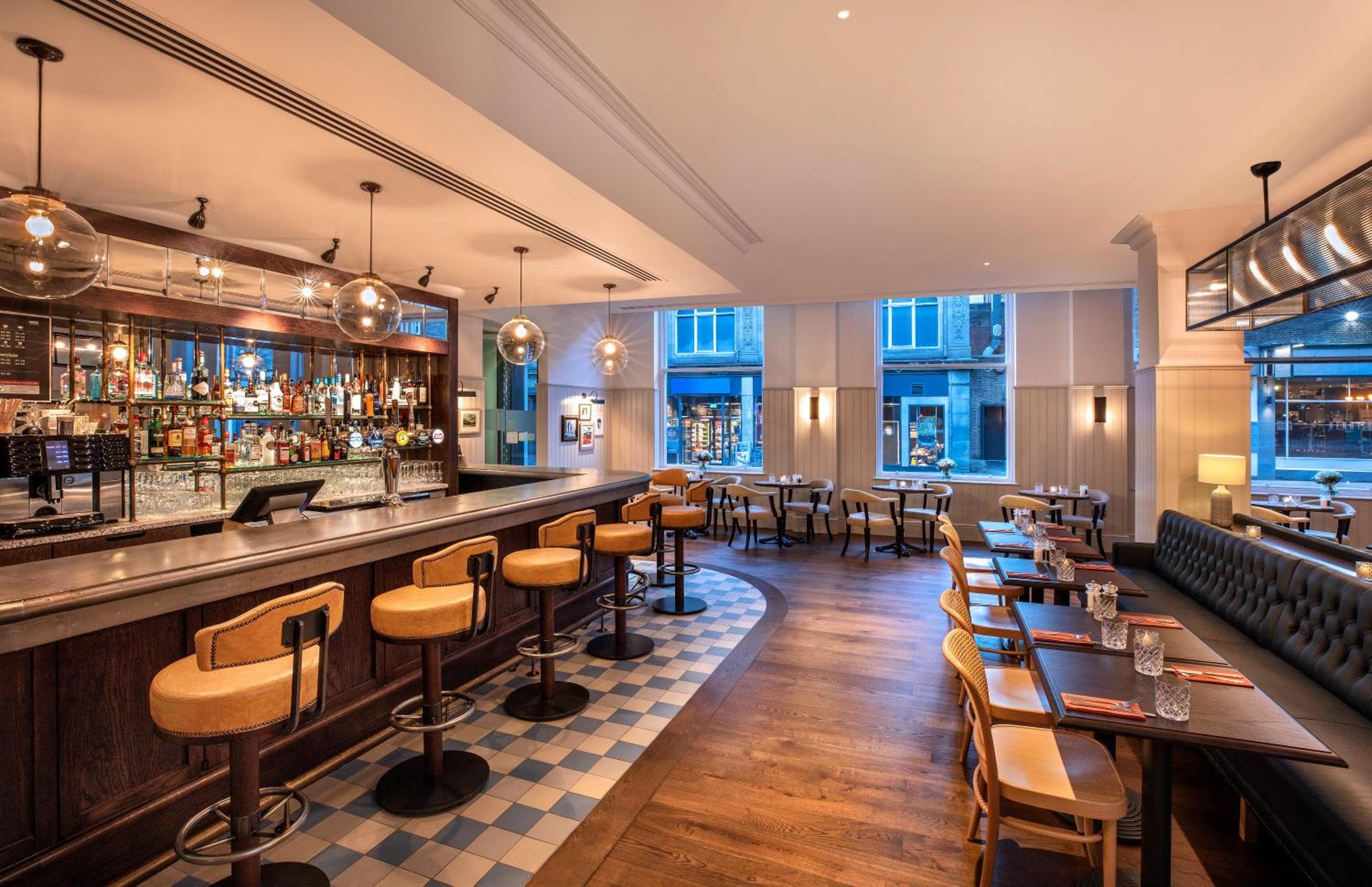 Leonardo Hotel Cardiff 3