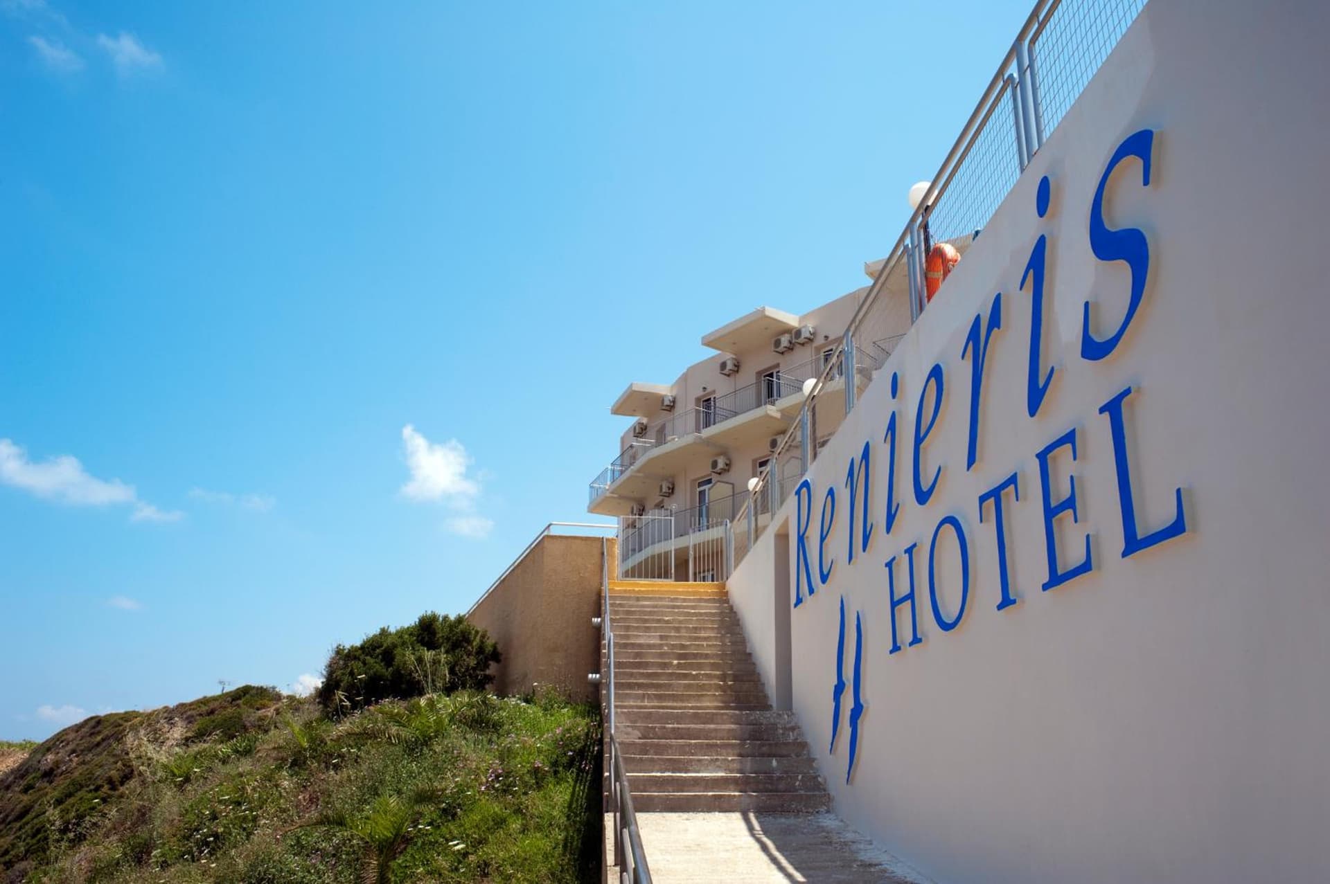 Renieris Hotel