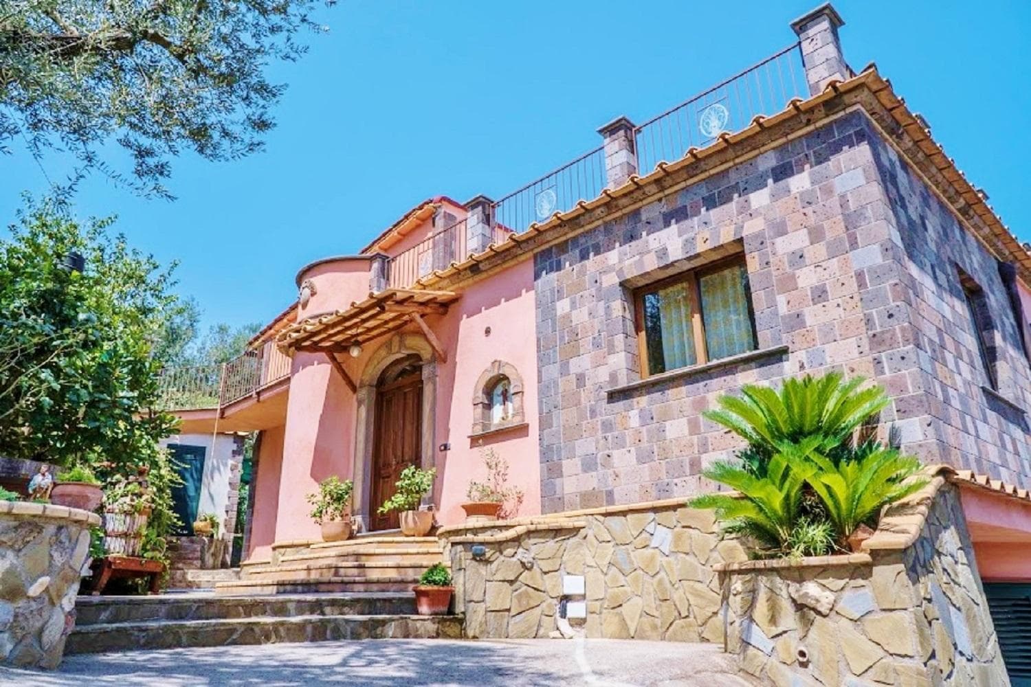 Villa Caruso with Private Pool