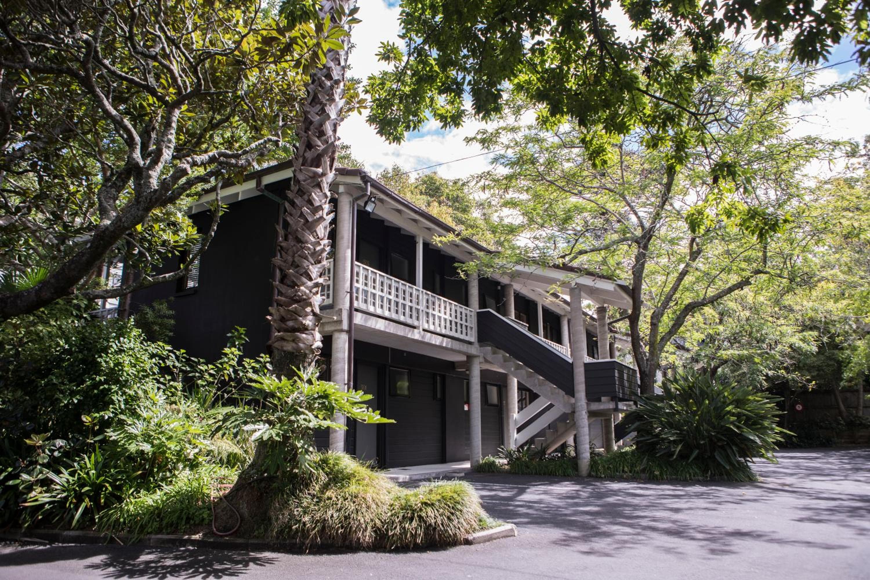 Emerald Inn on Takapuna Beach