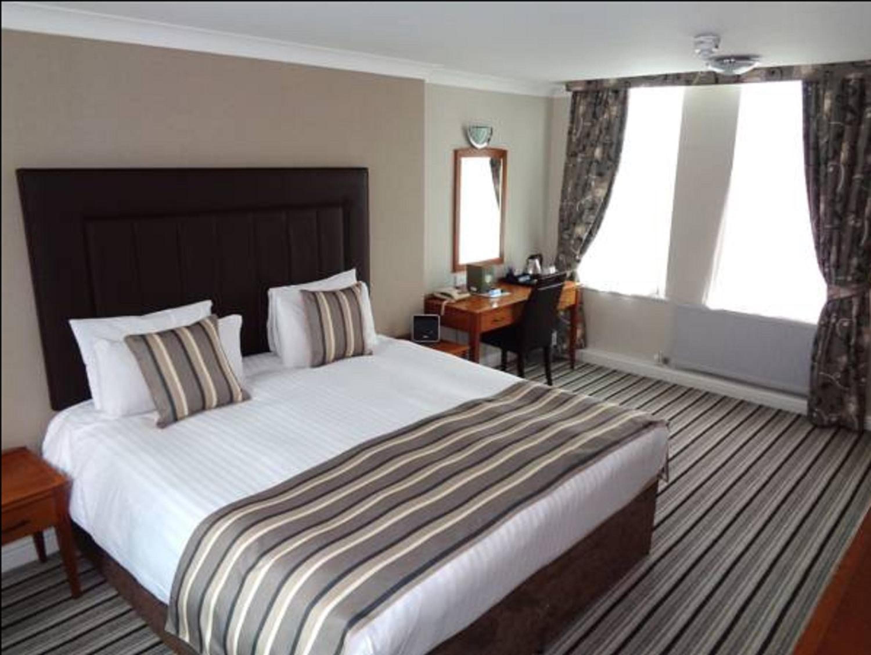 Aston Court Derby City Centre by Belvilla 4