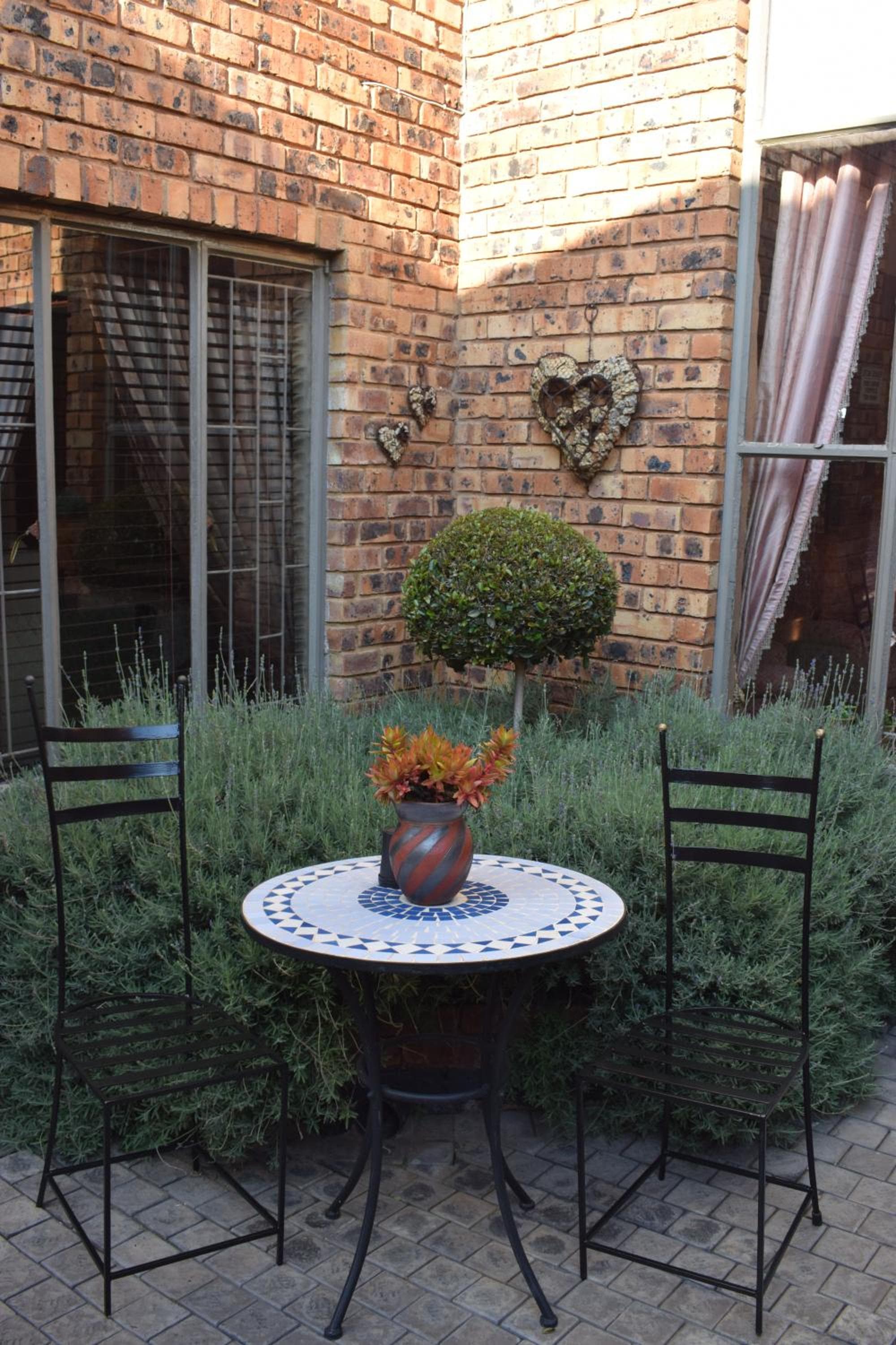 Chateau Vue Guesthouse