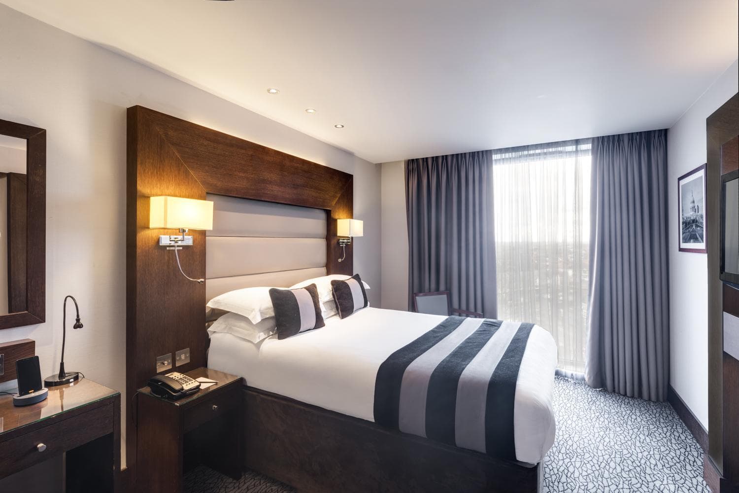 Park Grand Heathrow 2