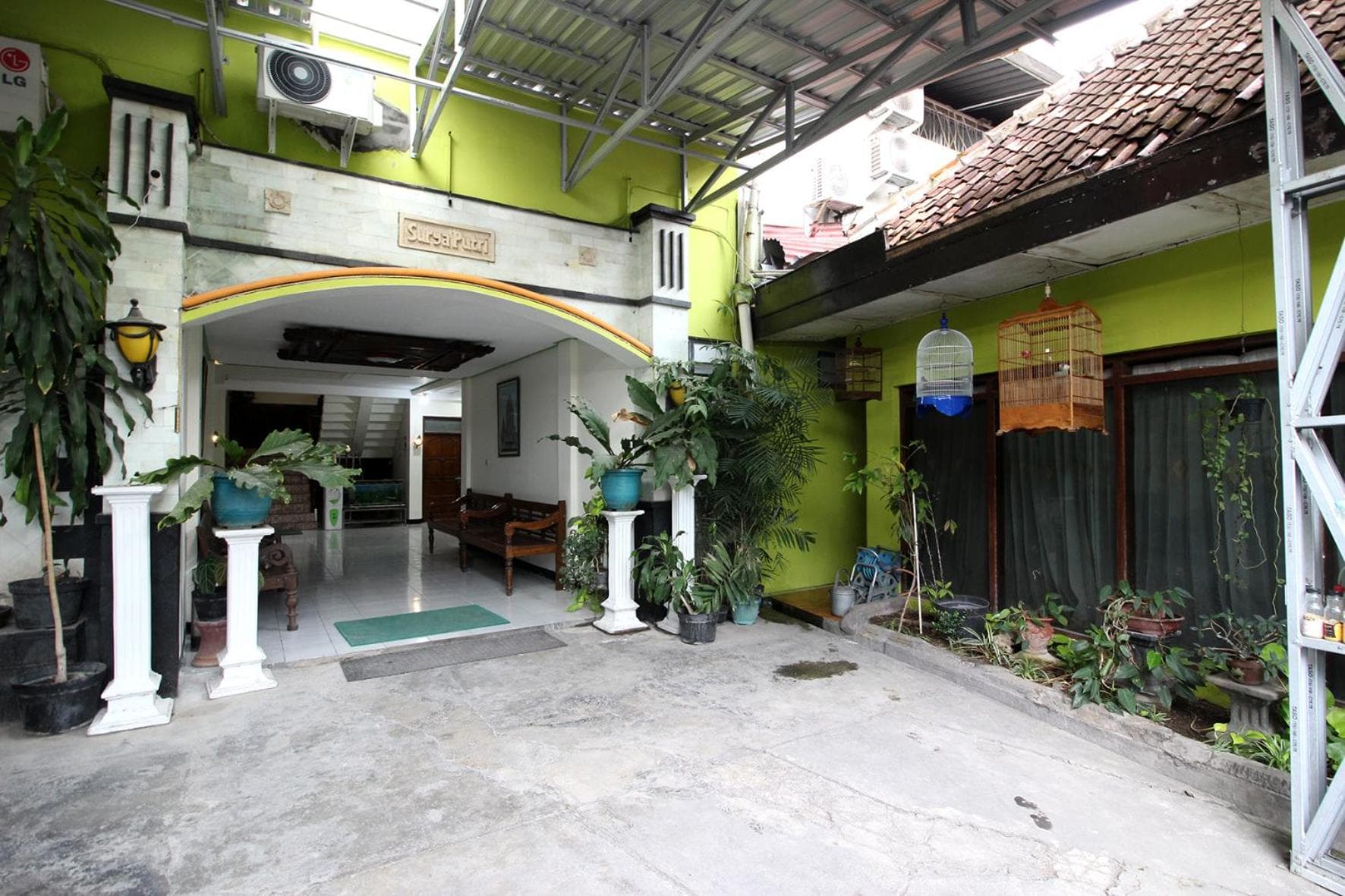 RedDoorz Plus Syariah near Lempuyangan Station 3
