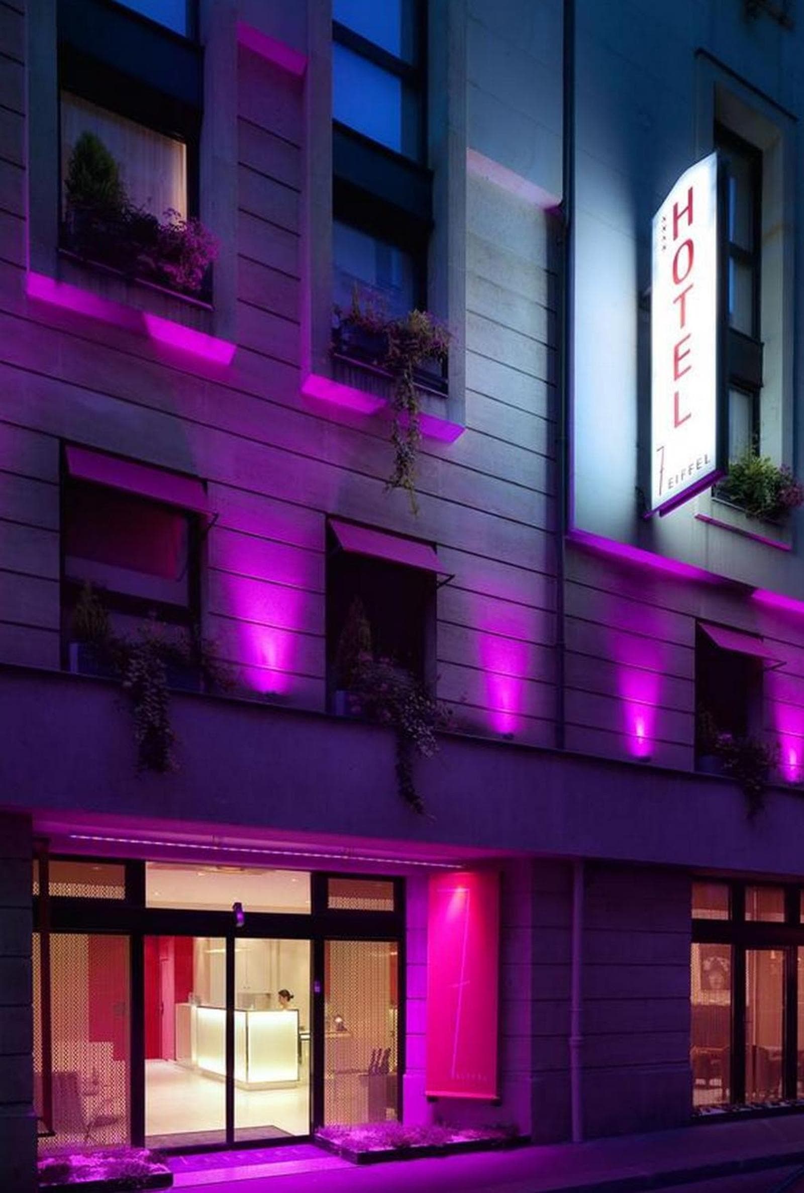 Le 7 Eiffel Hotel by Malone