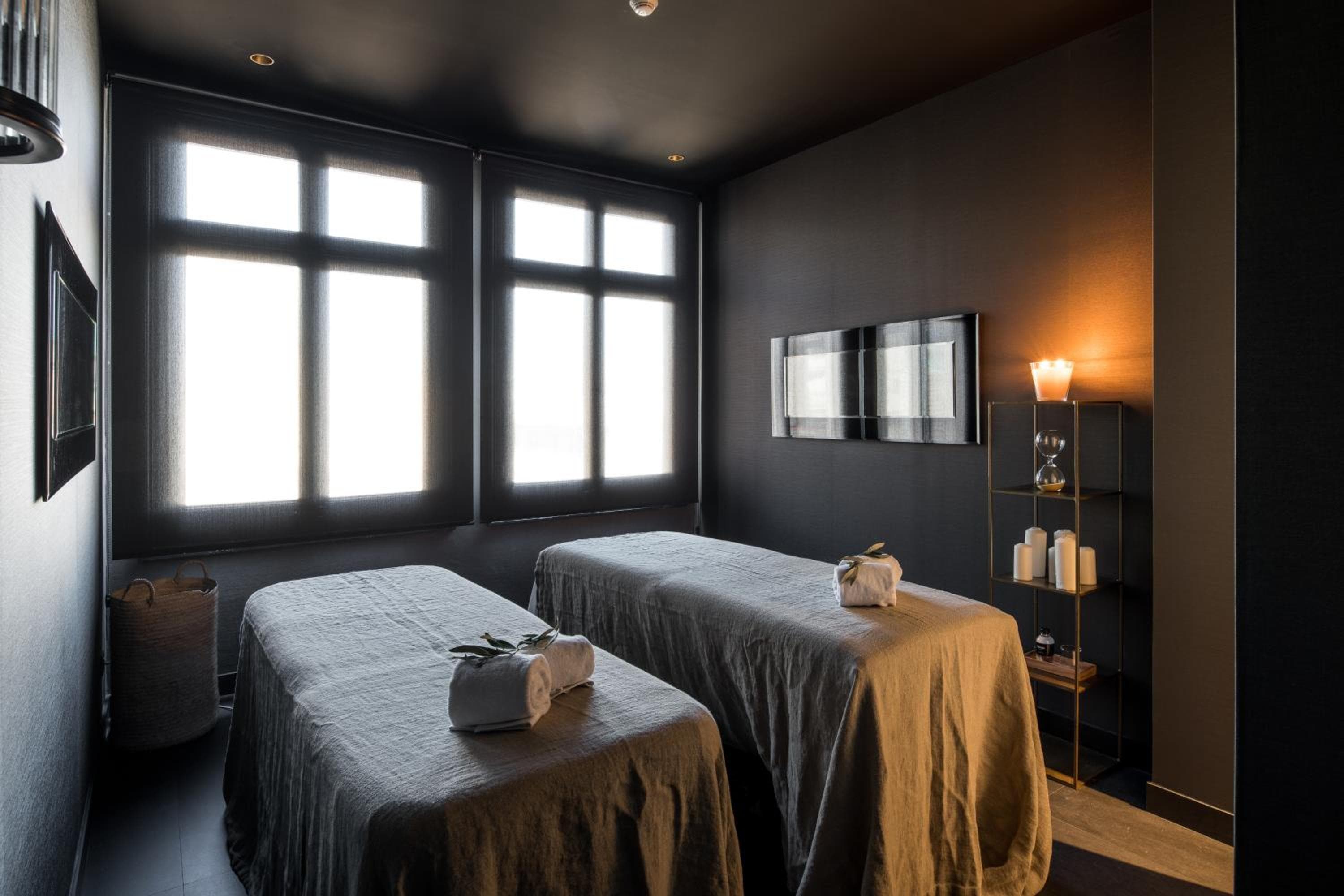 Grand Hotel Central, Small Luxury Hotels 3