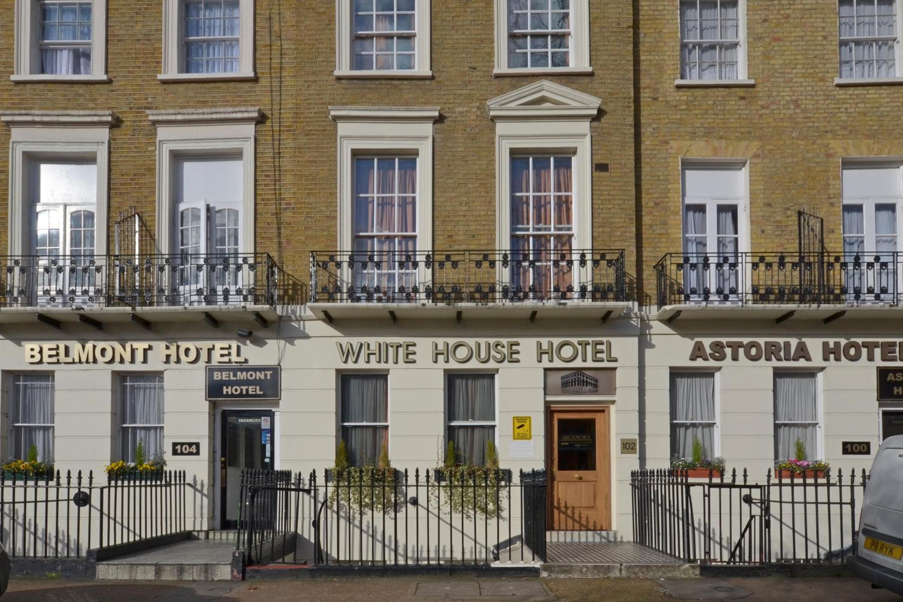 White House Hotel