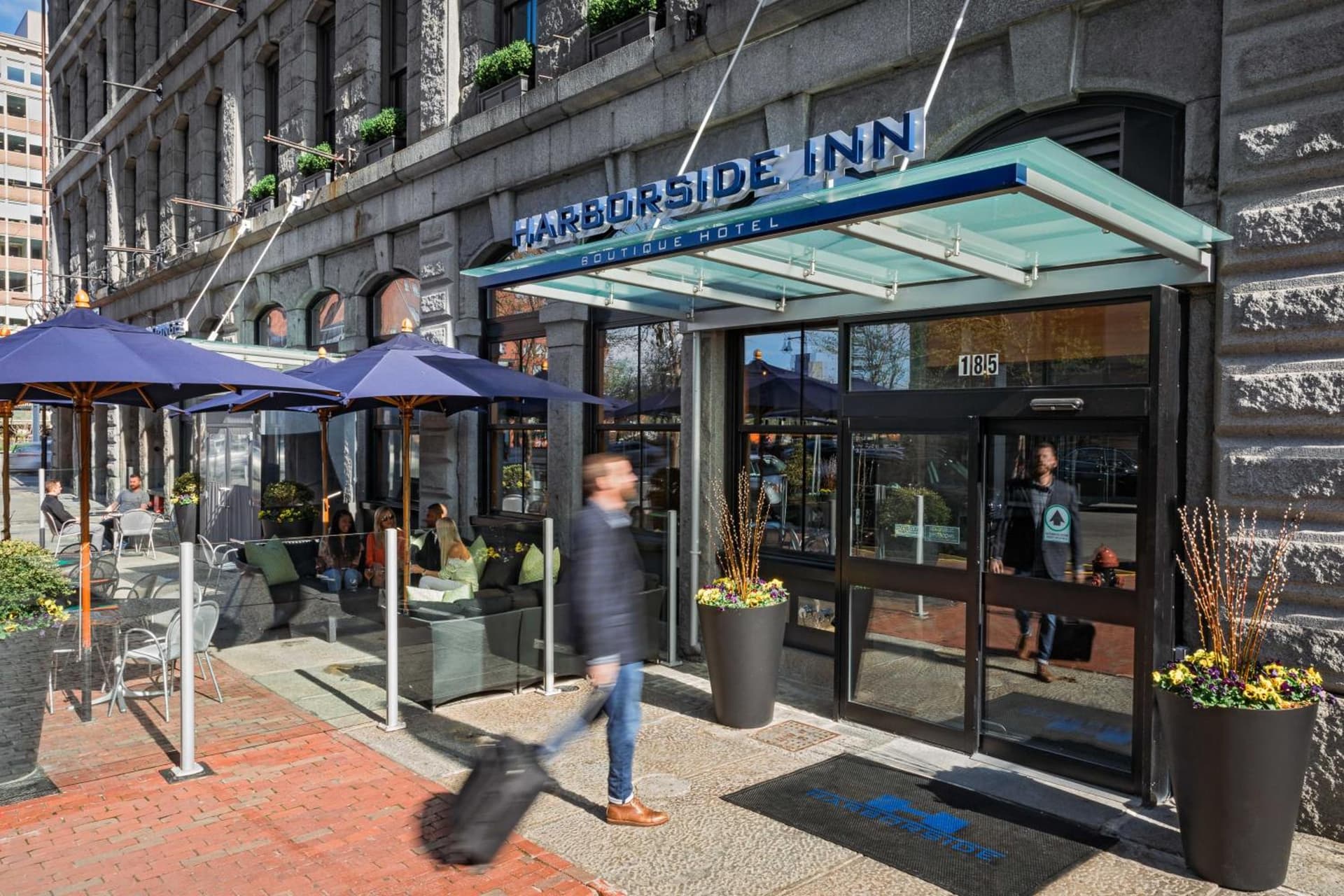 Harborside Inn