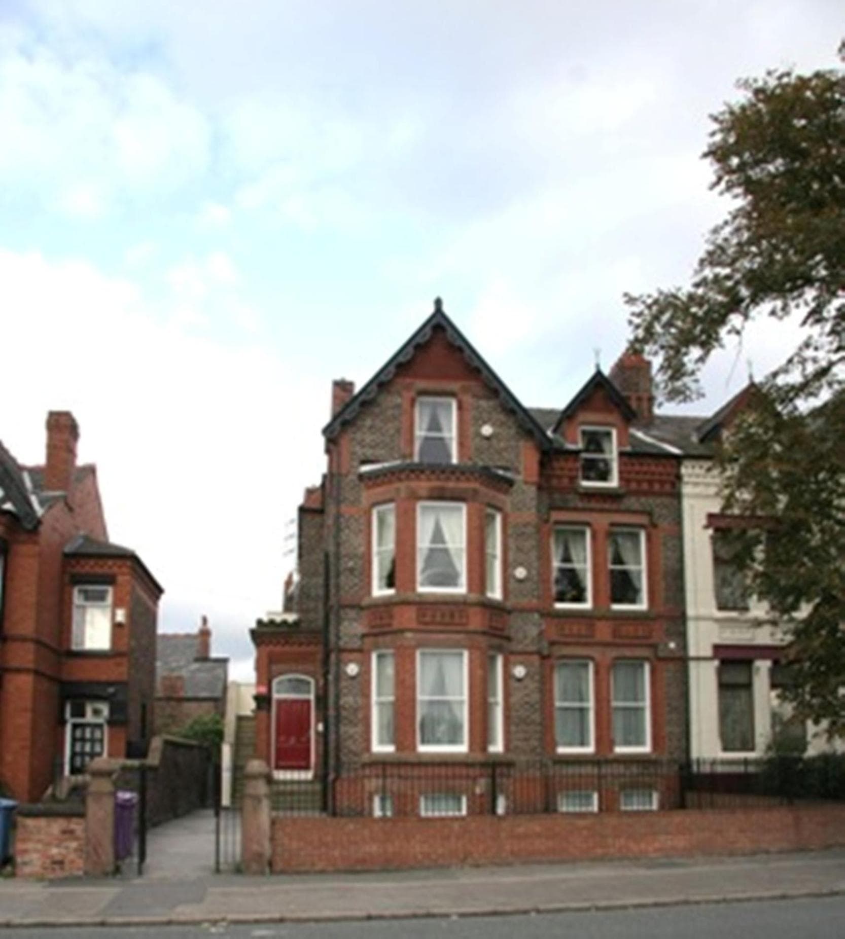 Sheil Suites
