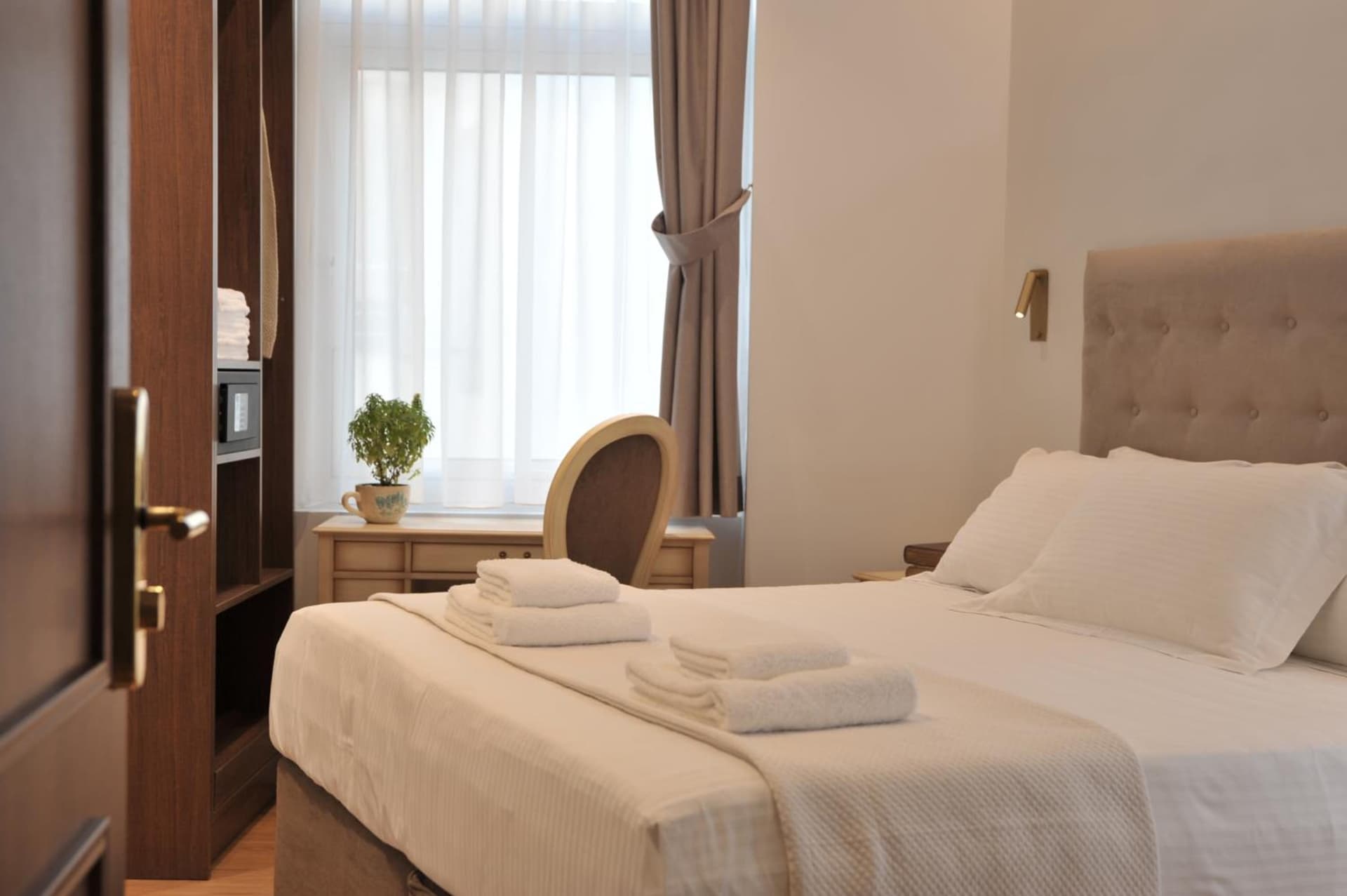 Acropolian Spirit Boutique Hotel 5