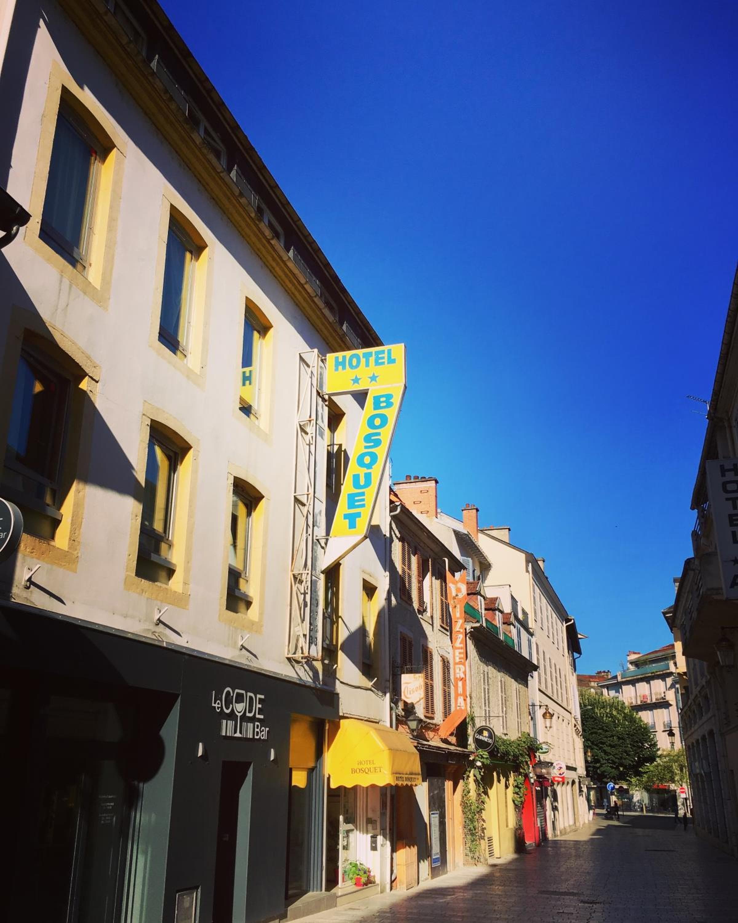 Hôtel Bosquet Pau Centre - Self Check In Budget Hotel
