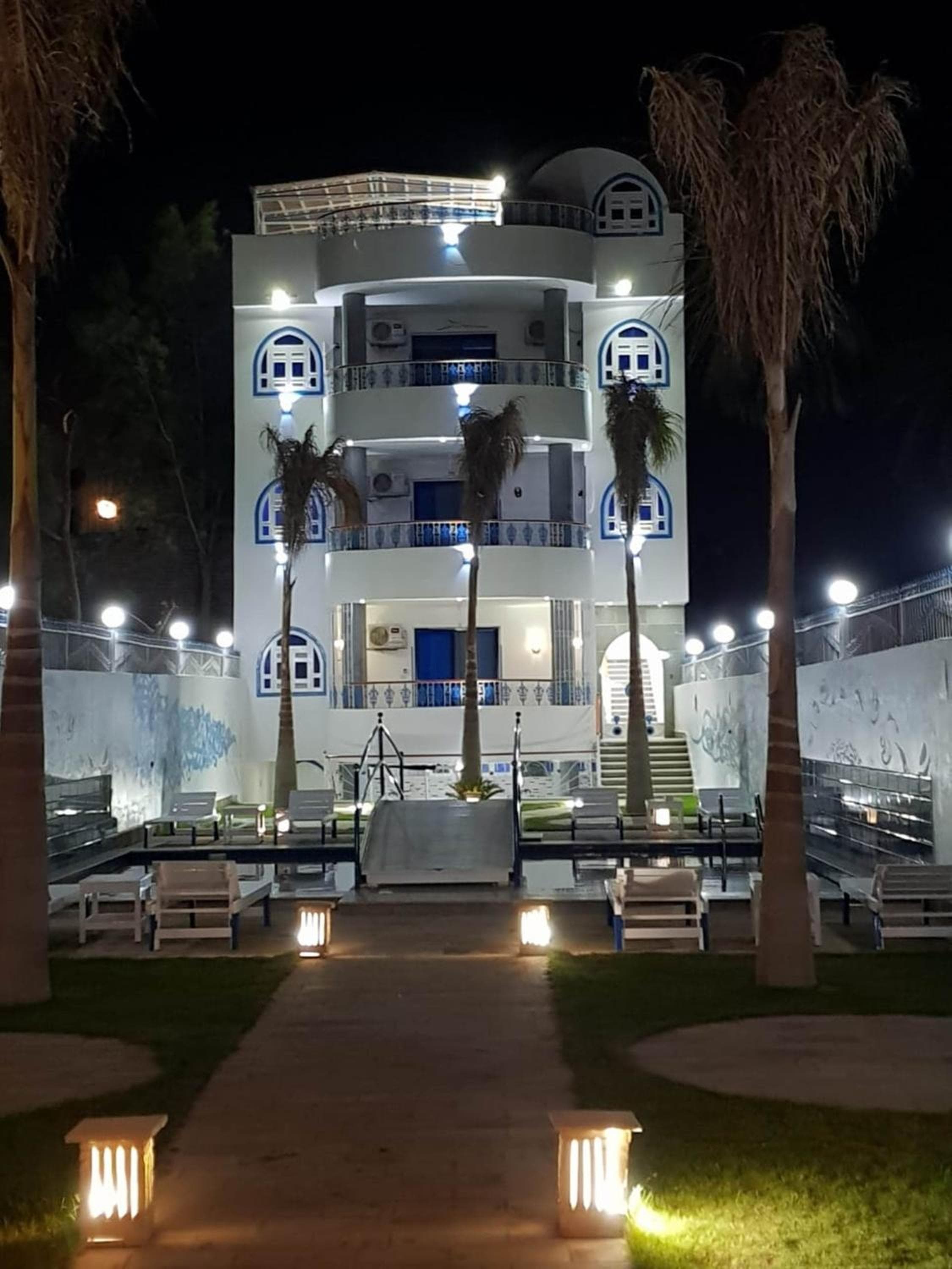 Moon Valley Apartments