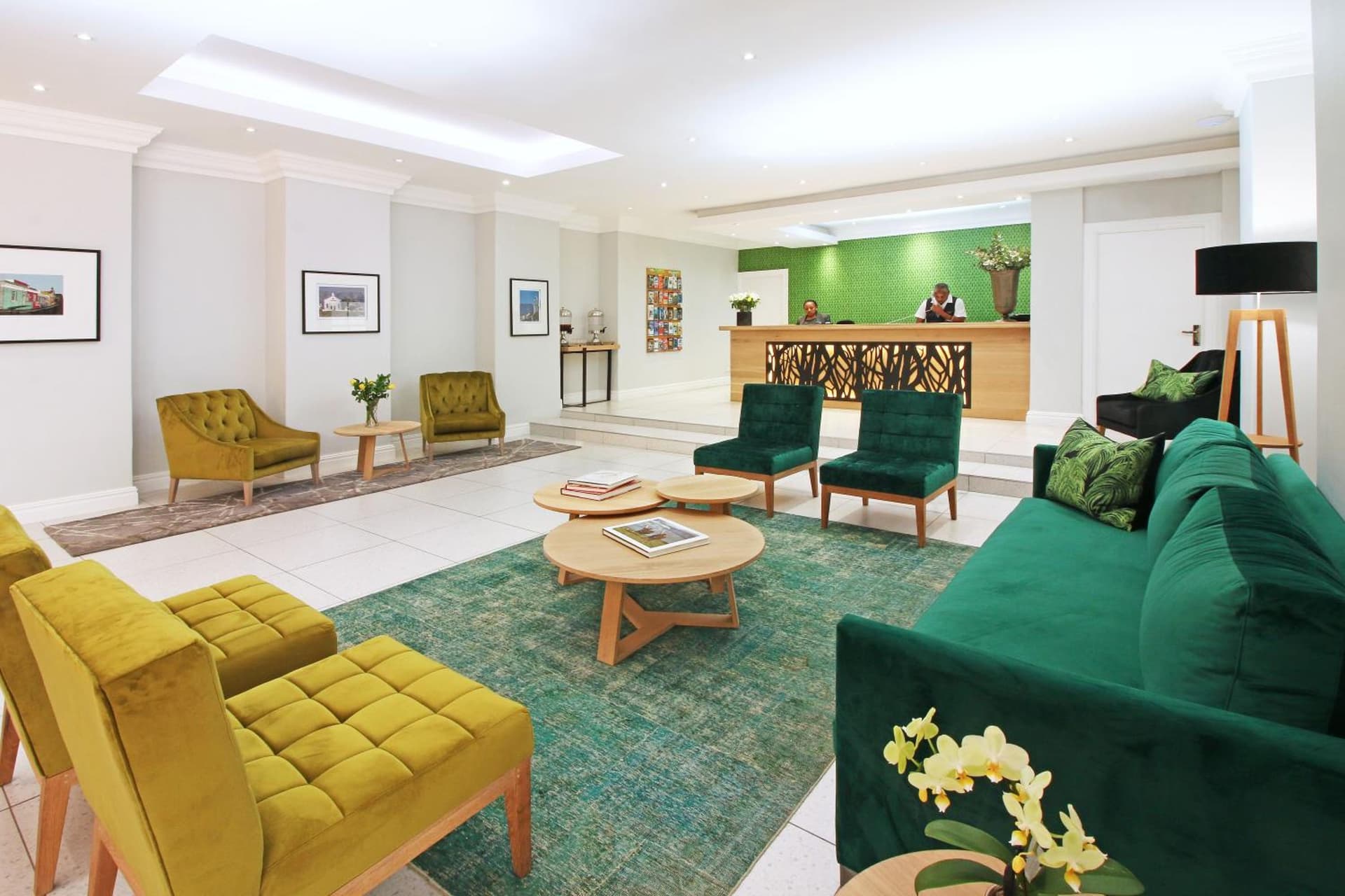 Hollow on the Square City Hotel CBD
