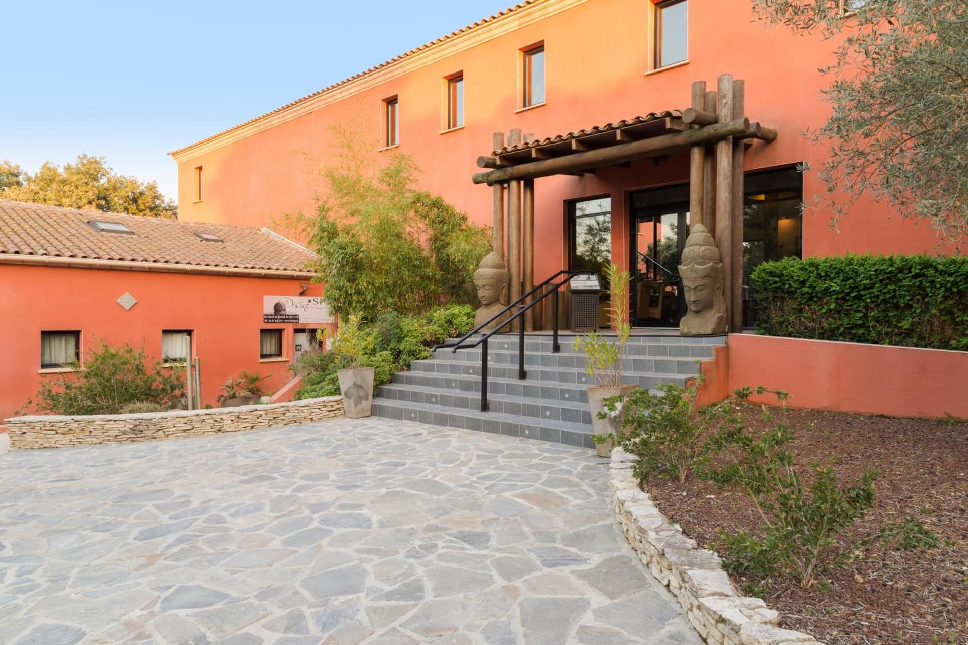 Hotel restaurant Spa Disini Montpellier Est, The Originals Relais