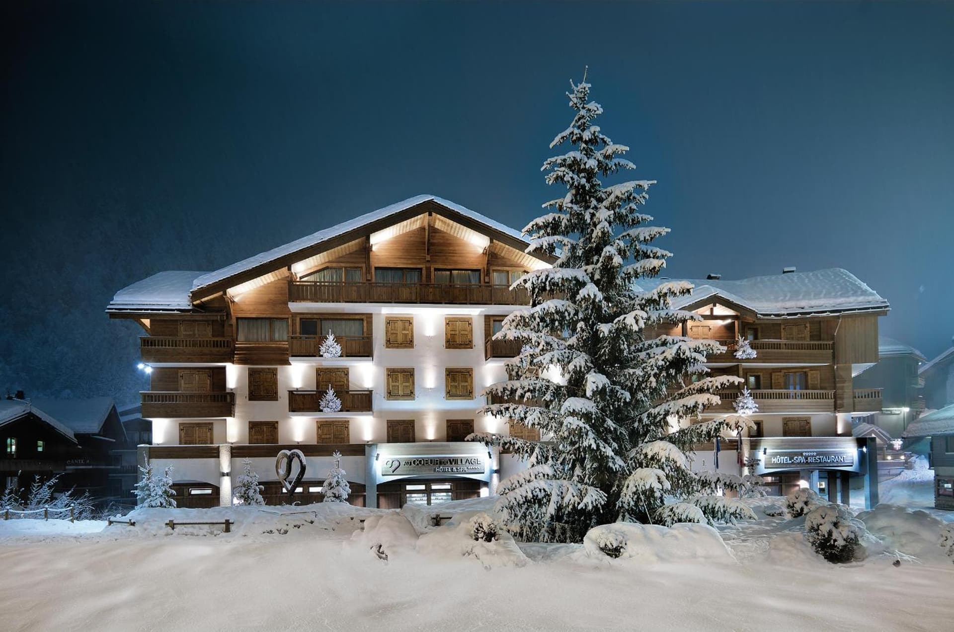 Au Coeur du Village