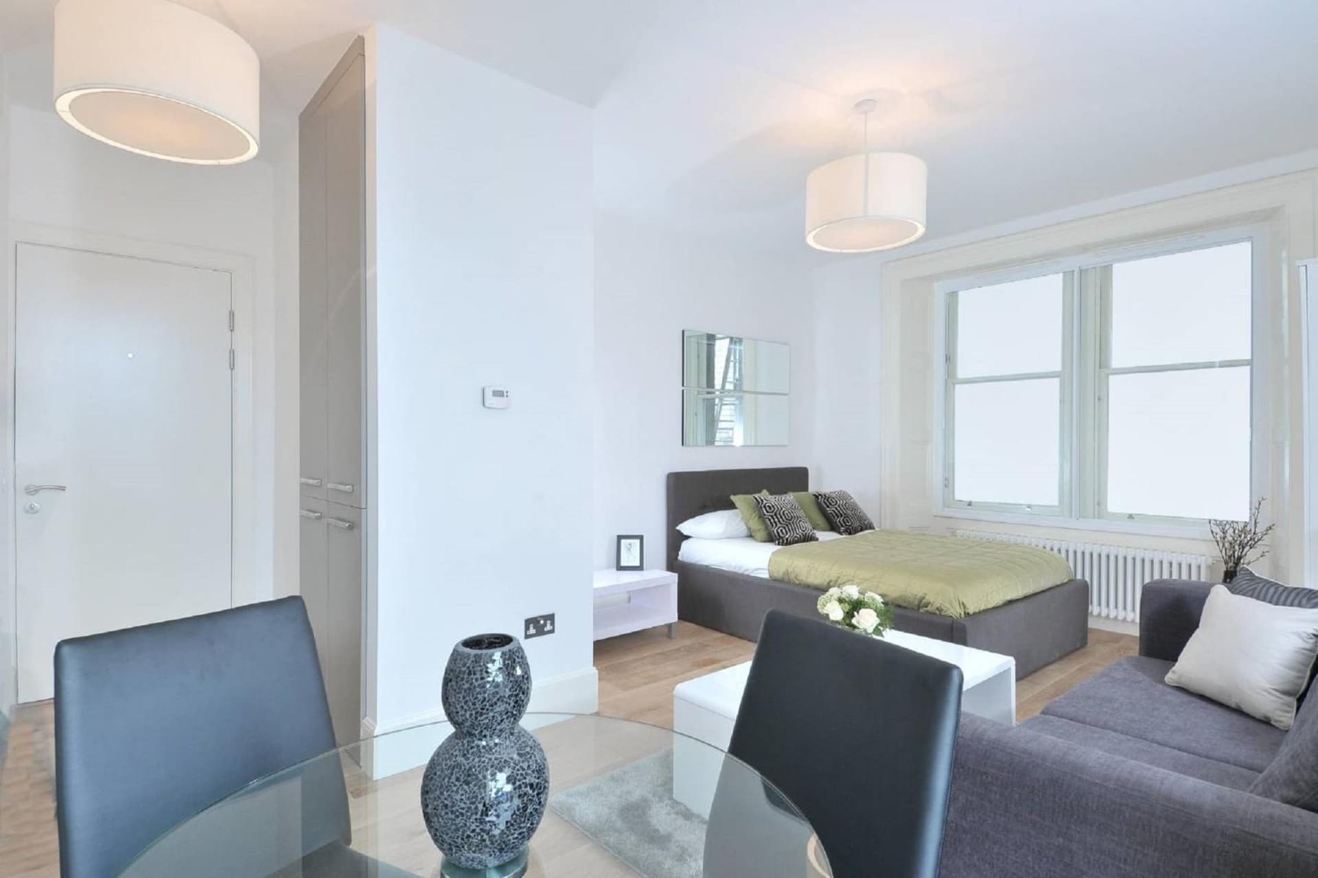 Destiny Scotland - St Andrew Square Apartments 2