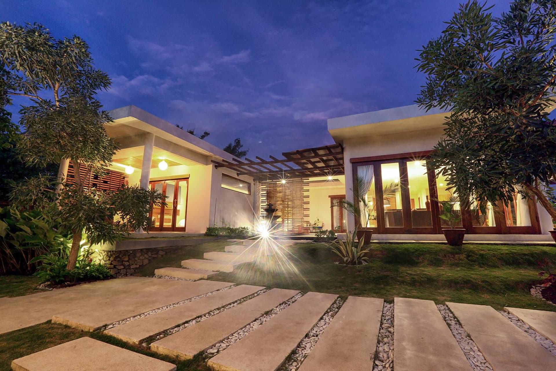Villa Luna Kuta Lombok