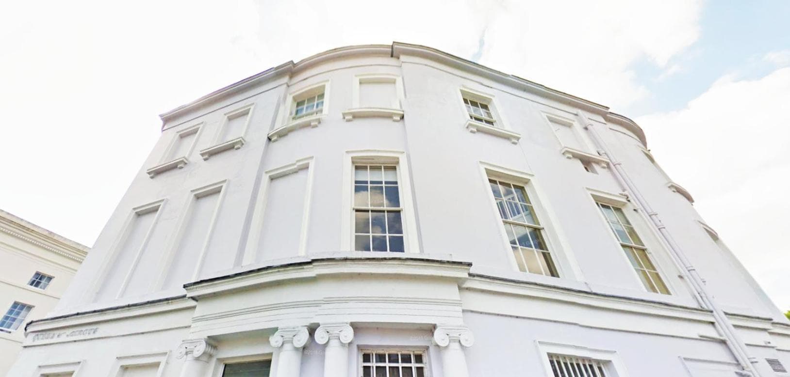 Queens Circus - Cheltenham Accommodation