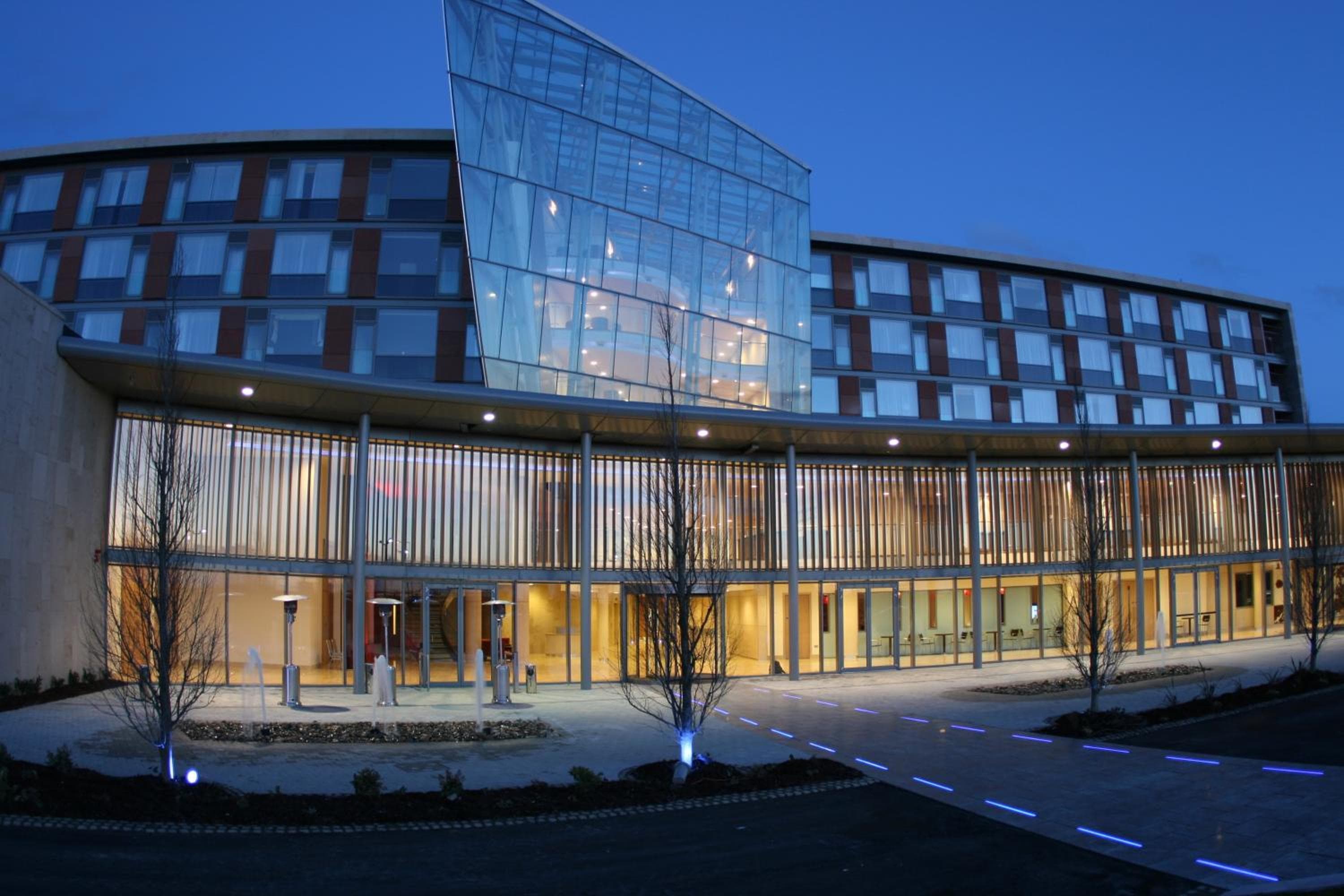Pillo Hotel & Leisure Club