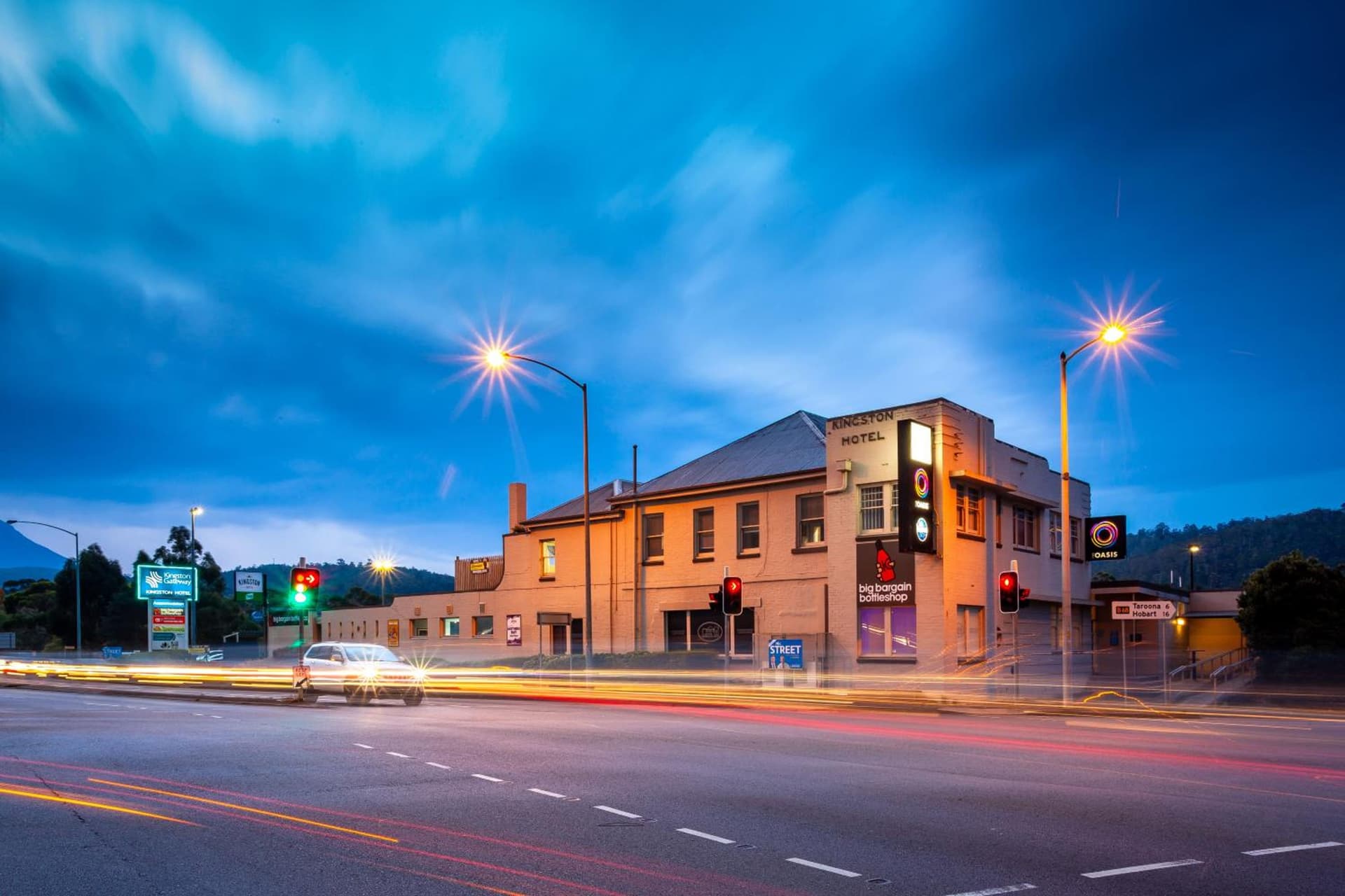 Kingston Hotel