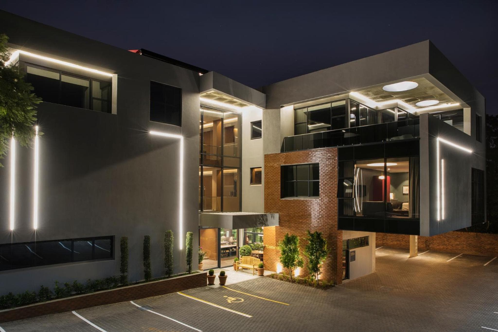 Home Suite Hotels Rosebank