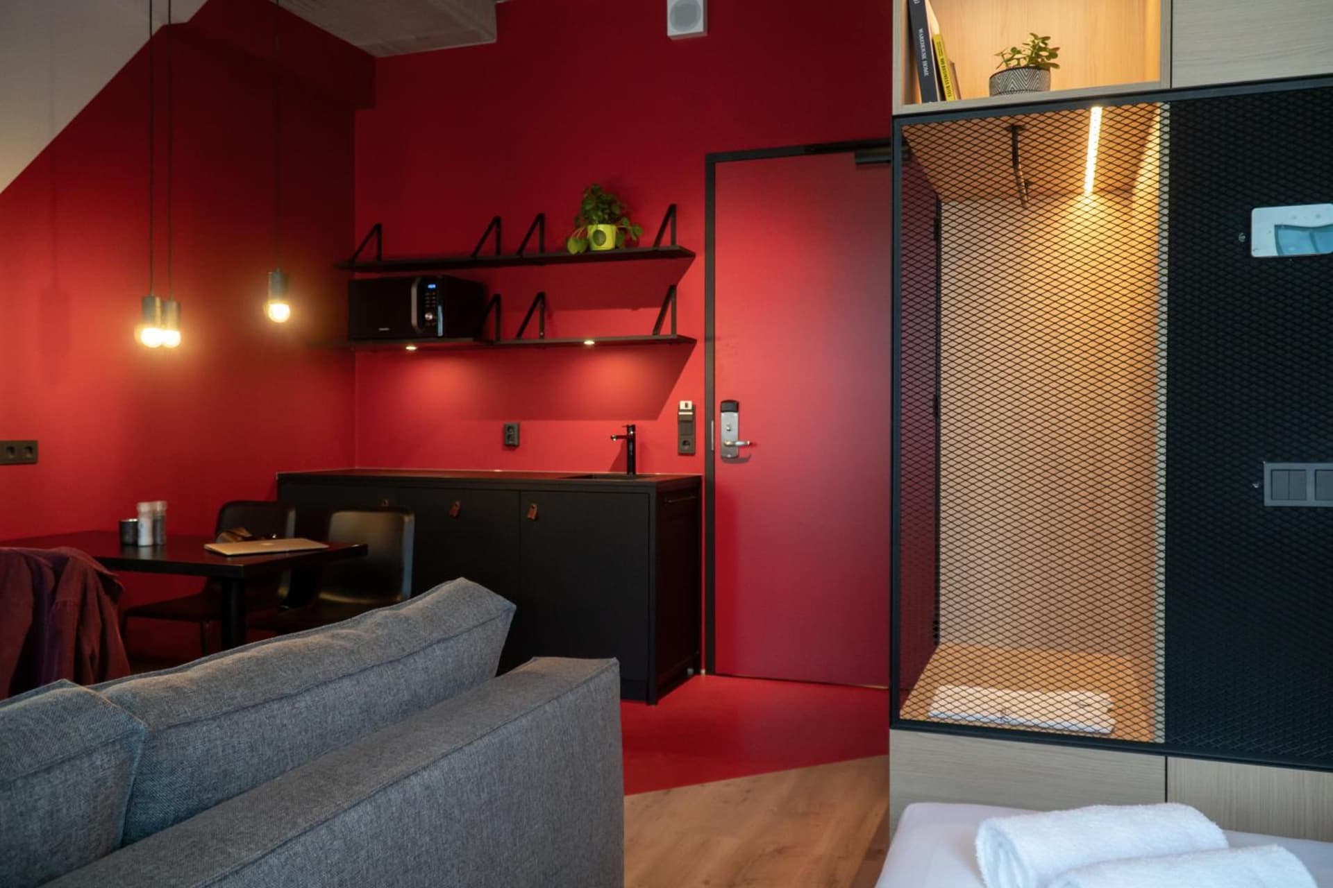 Via Suites 5