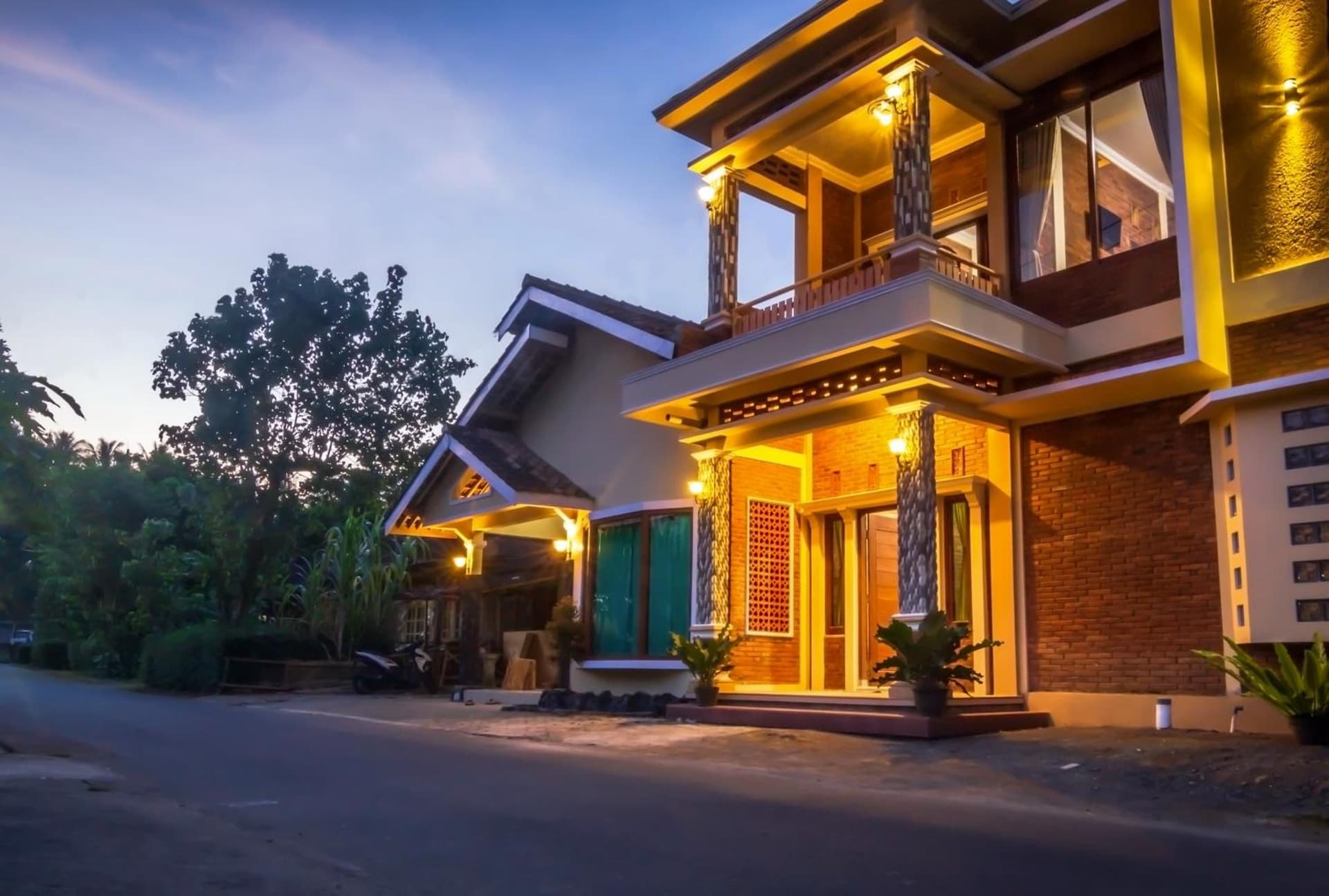 Maher House Borobudur