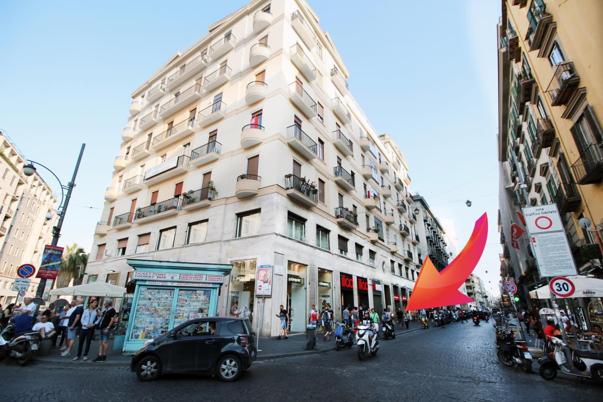 Piazza Carità