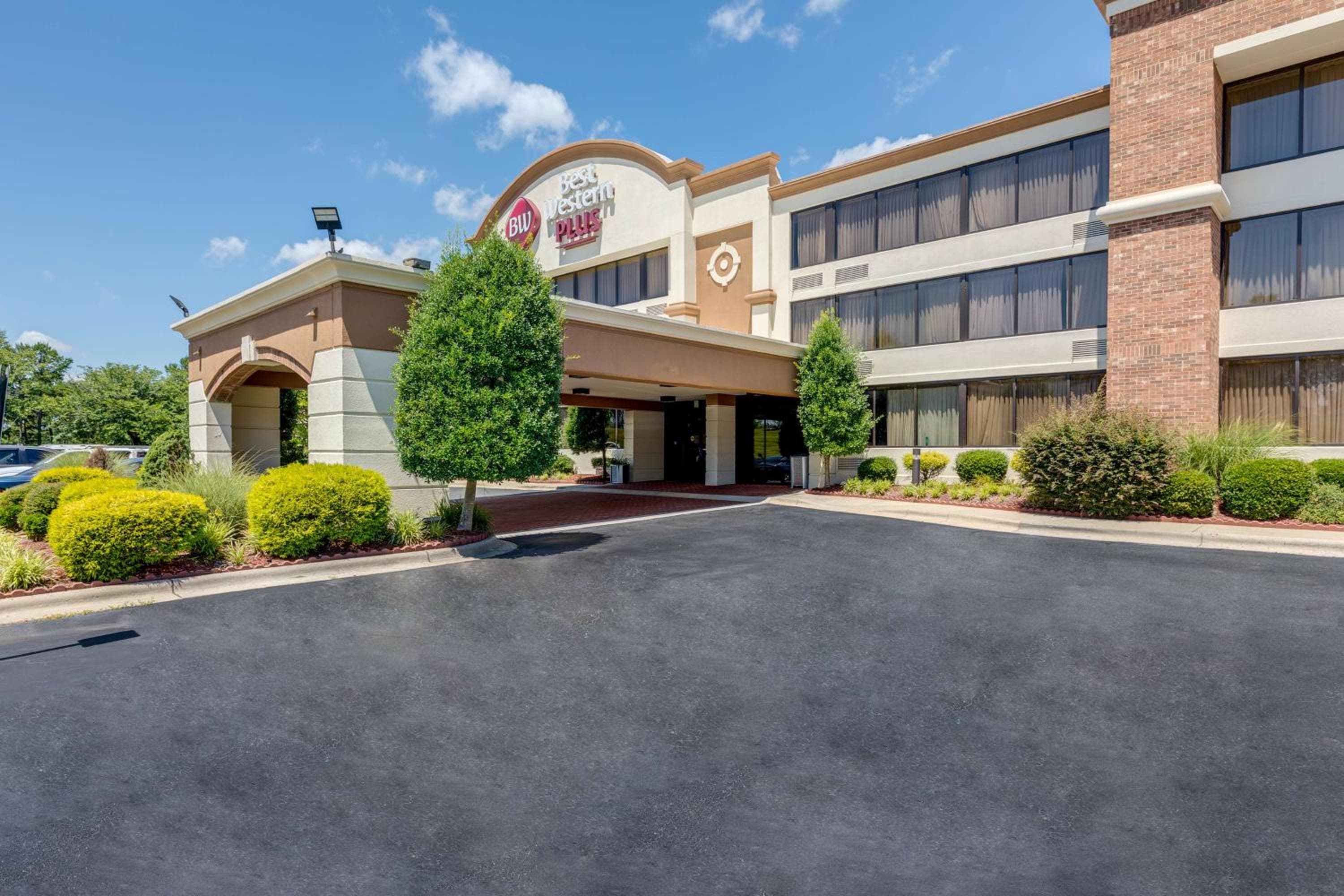 SureStay by Best Western Charlotte Matthews