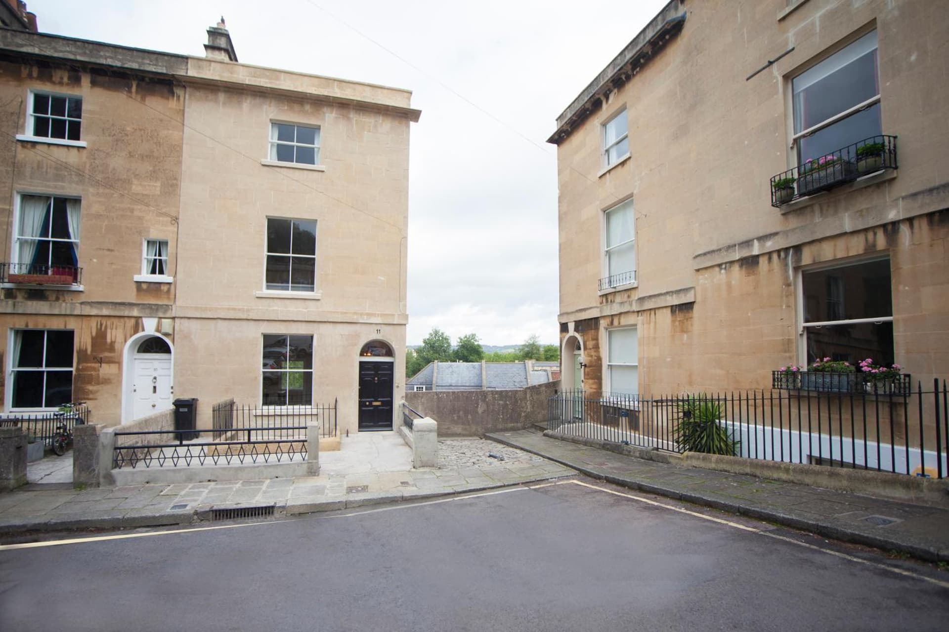 City View - 11 Southcot Place