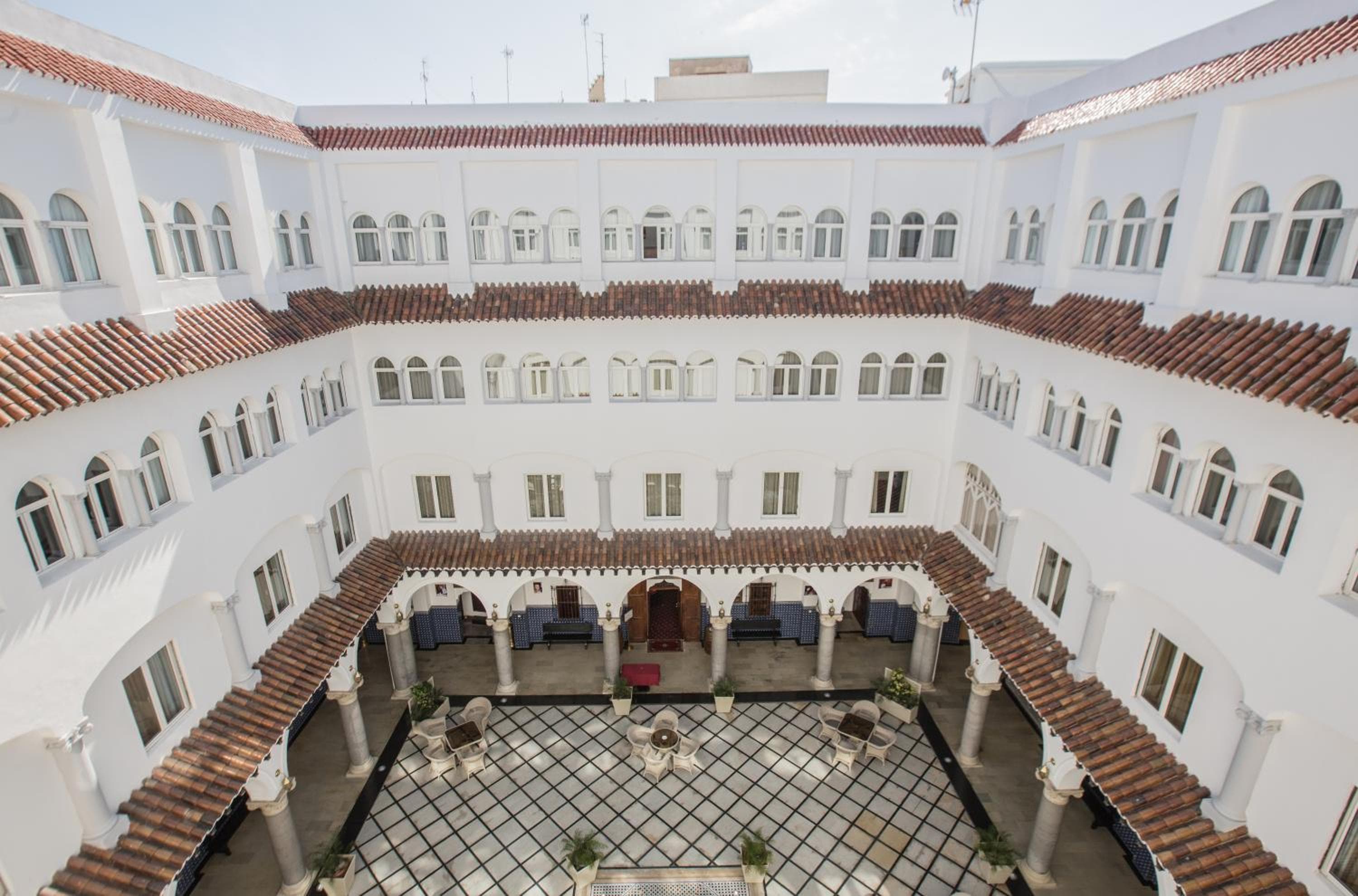 El Minzah Hotel