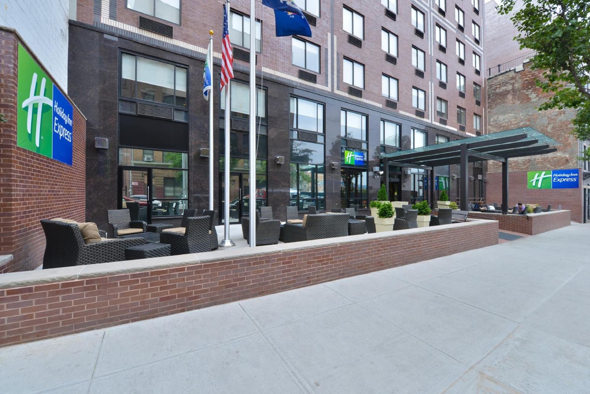 Holiday Inn Express Manhattan Midtown West by IHG