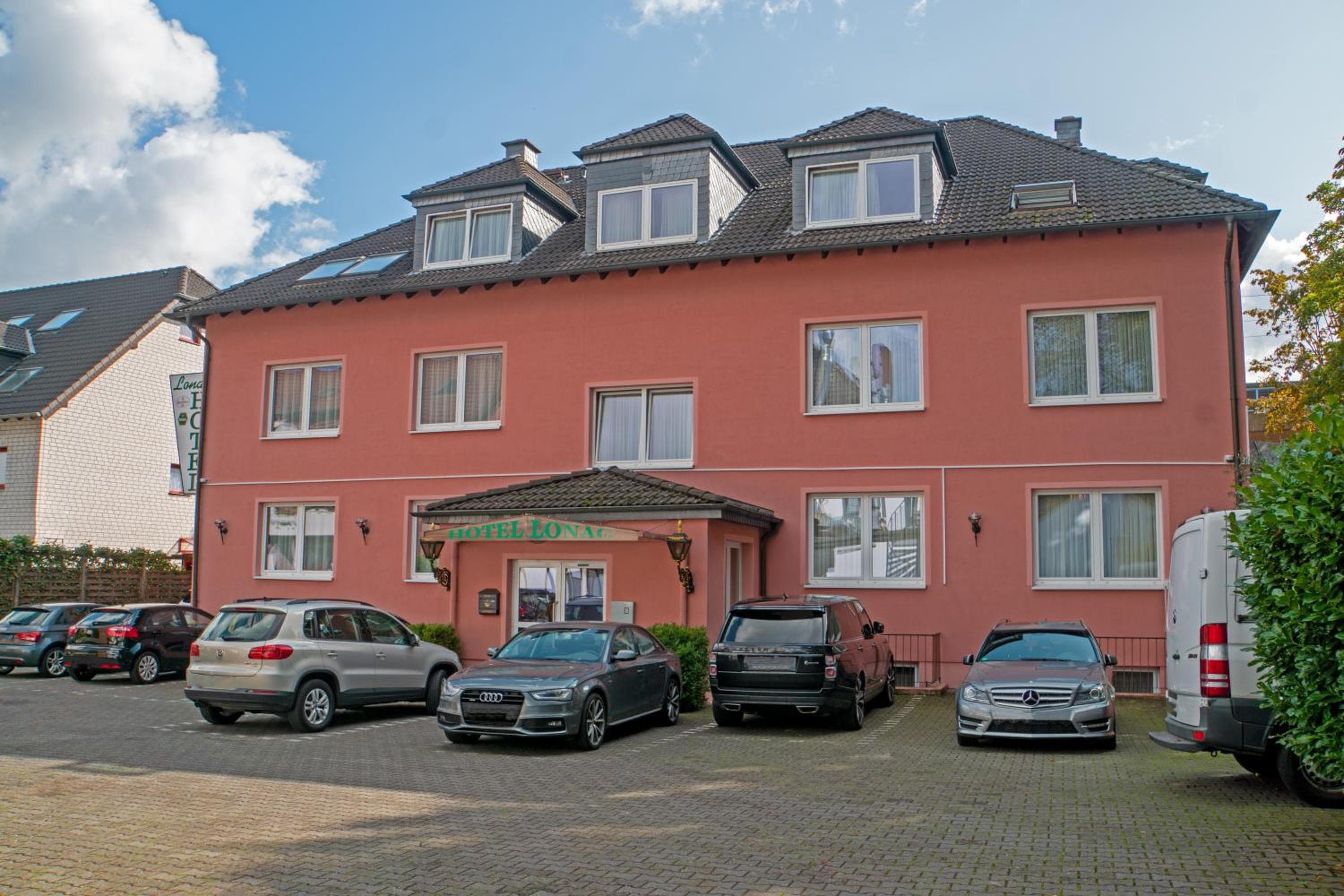 Hotel Lonac