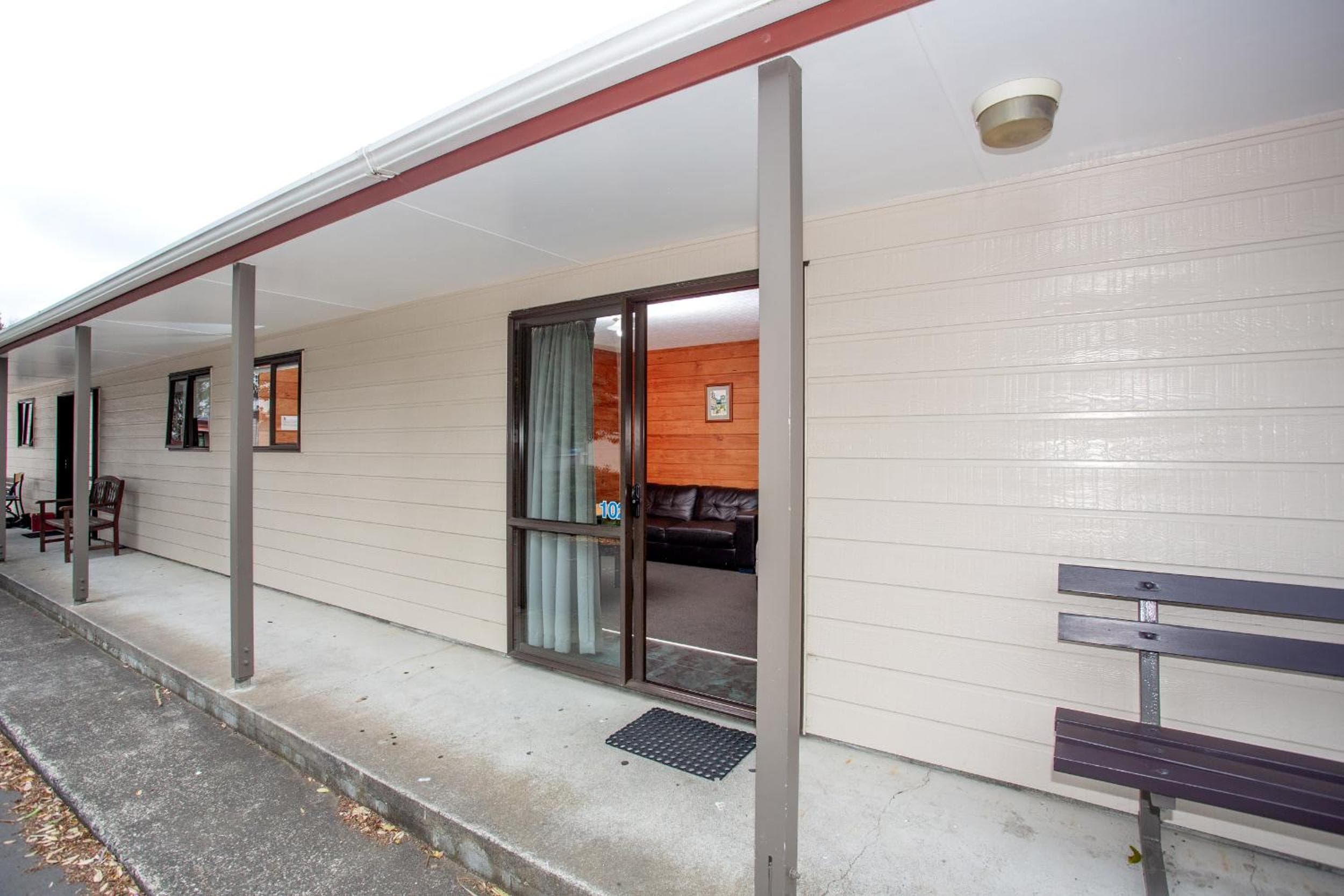 Wellington TOP 10 Holiday Park