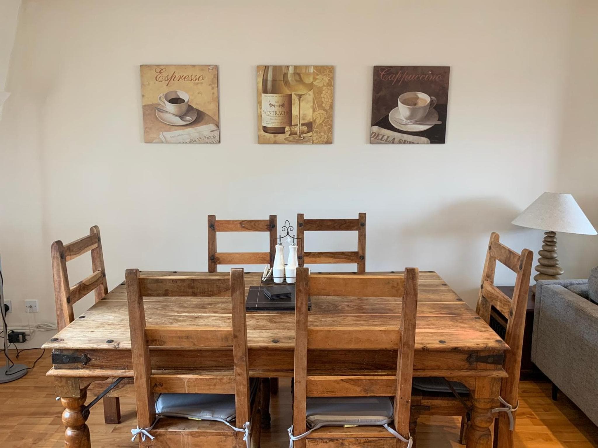 31b St Leonards Road - 2 bed with balcony