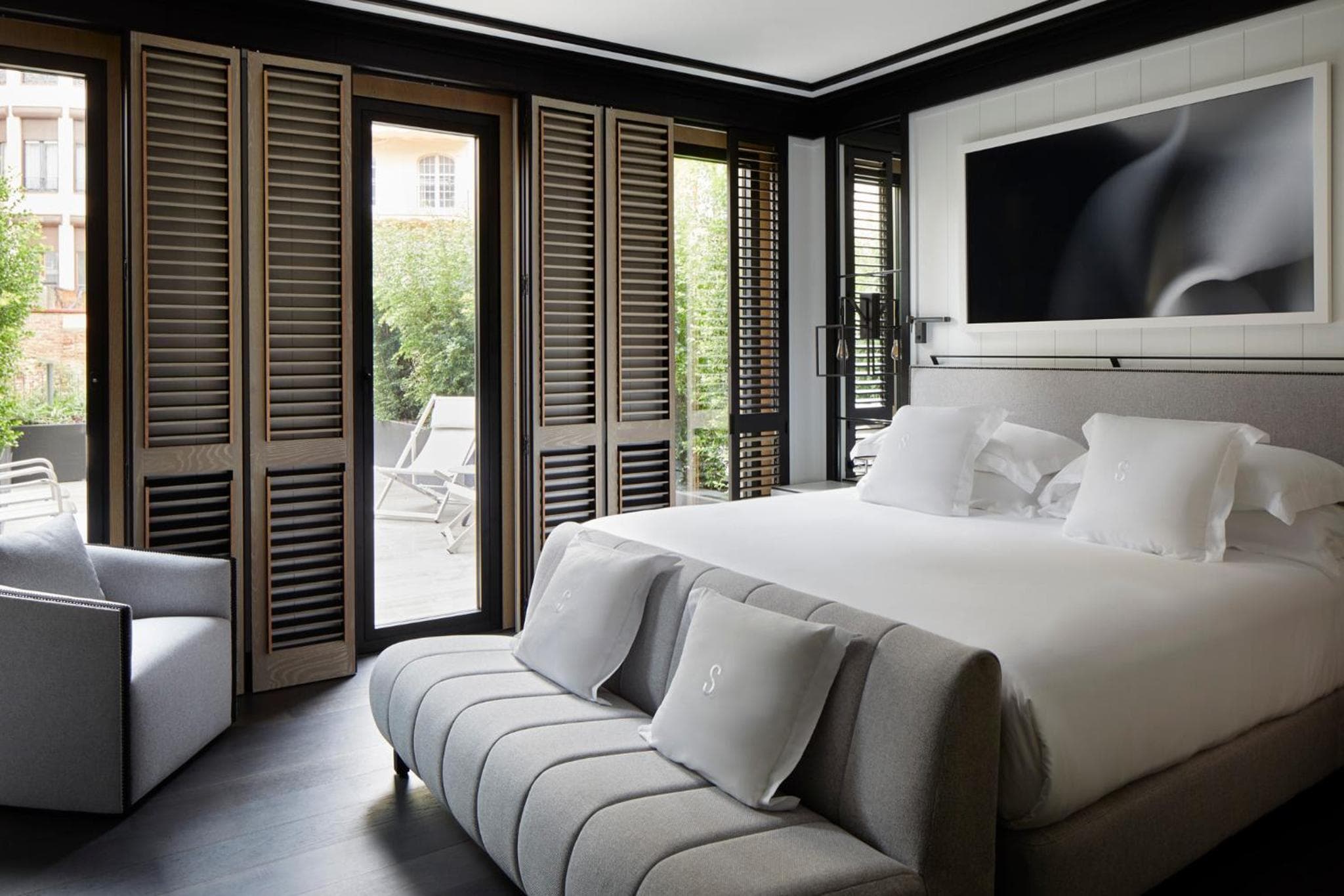 Seventy Barcelona 5