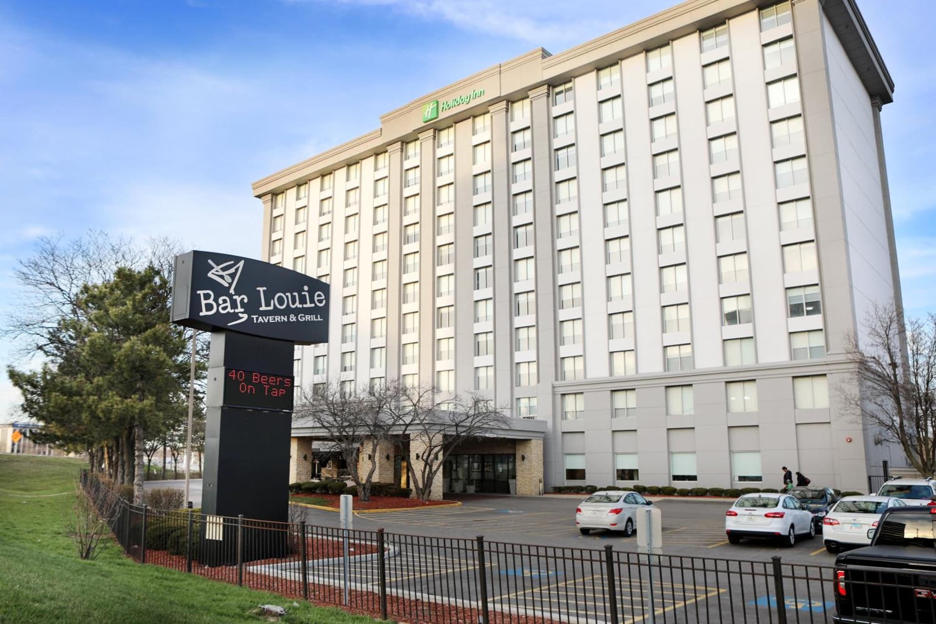 Holiday Inn O'Hare Area by IHG