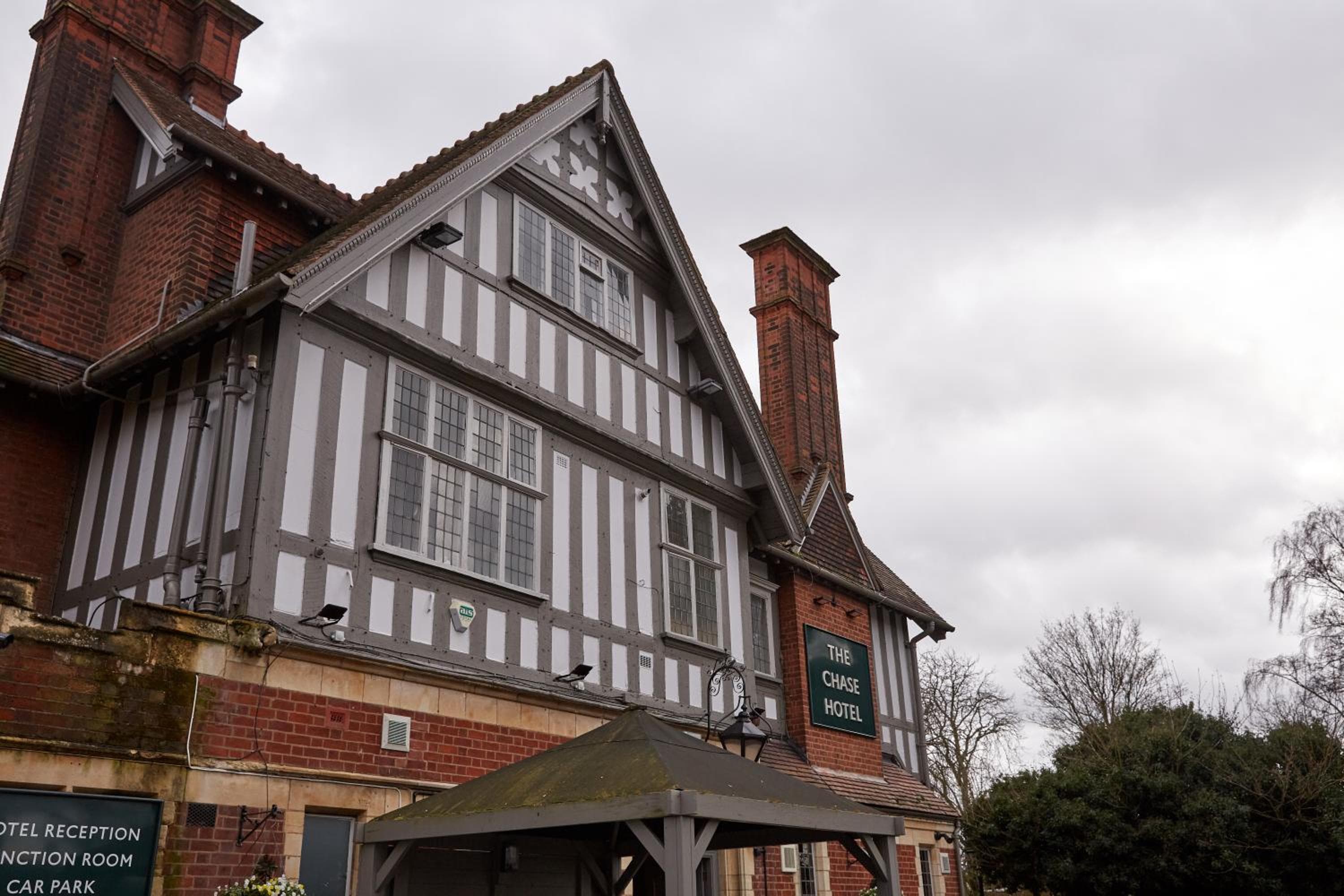 Chase Inn By Greene King Inns
