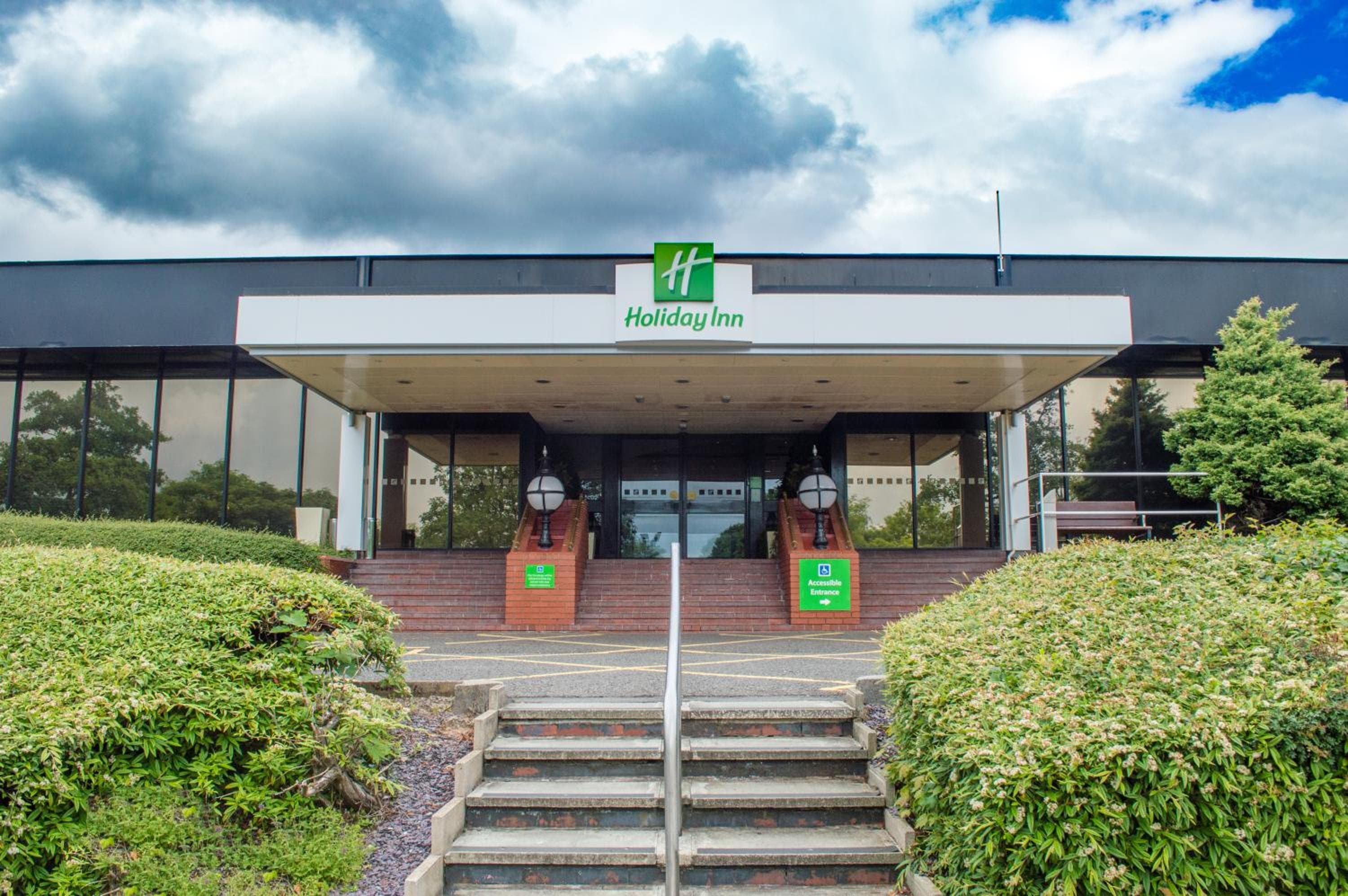Holiday Inn Runcorn M56 Junction 12 by IHG