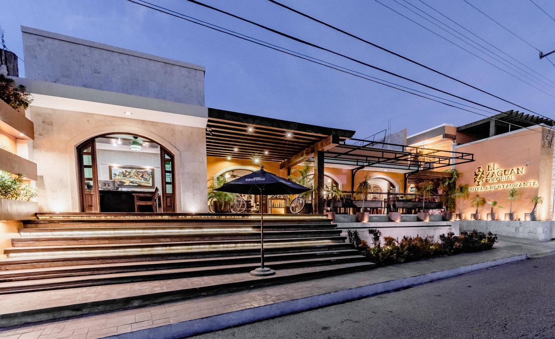 El Zaguán Colonial by GuruHotel