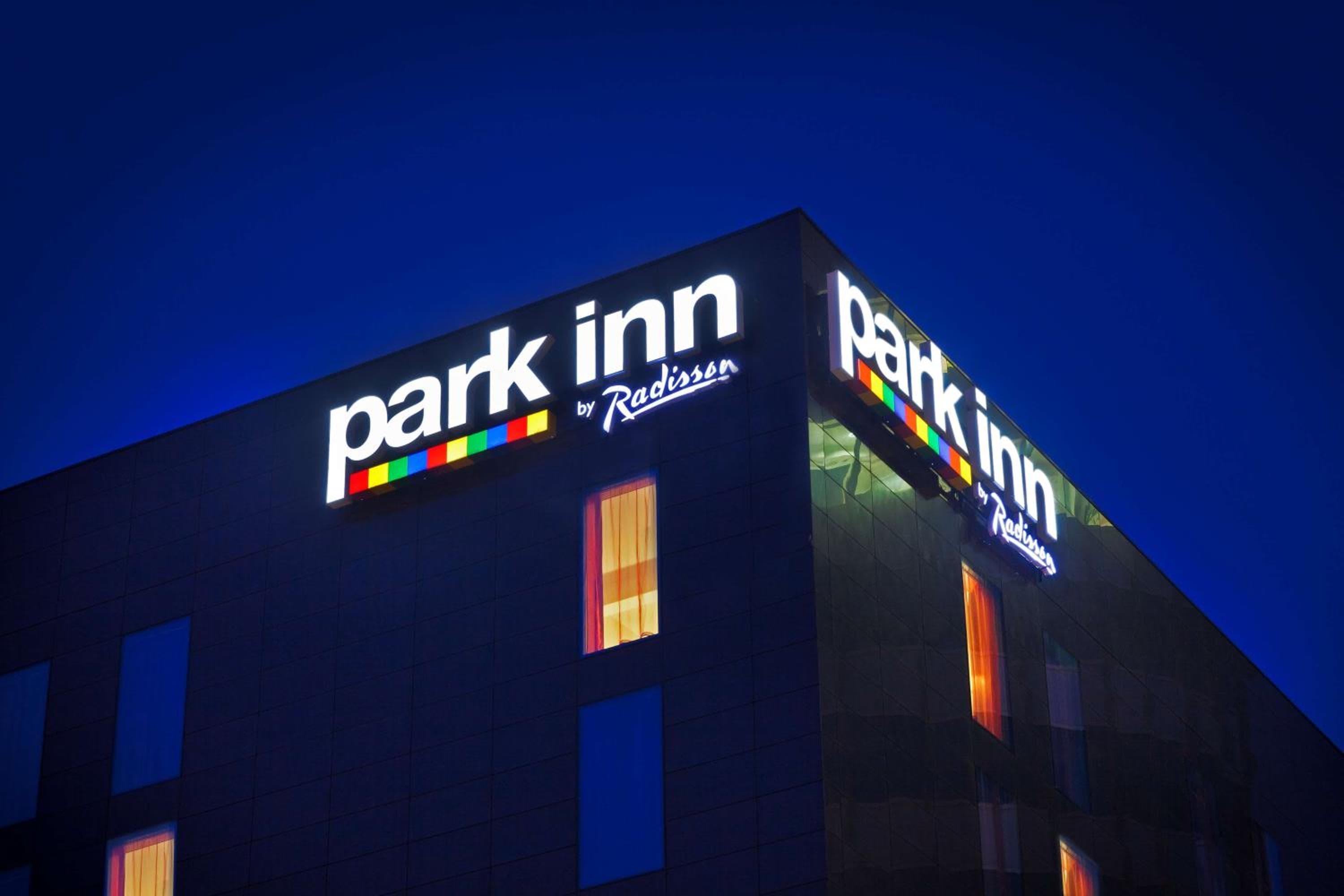 Radisson Hotel Manchester City Centre, A Verified Net Zero Hotel 5