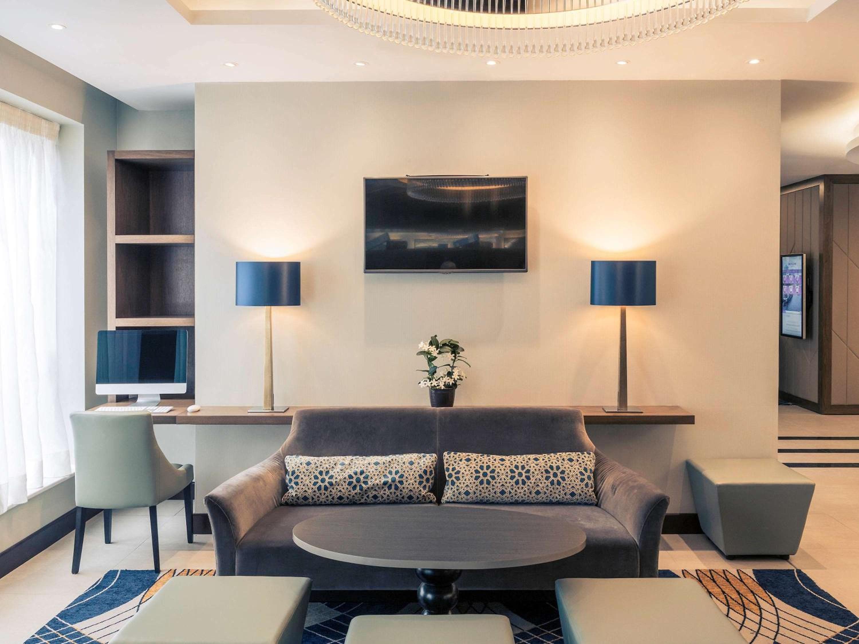 Mercure Edinburgh Haymarket 2
