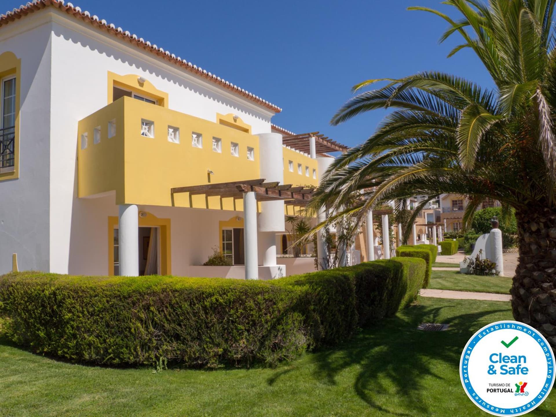 Luz Bay Hotel
