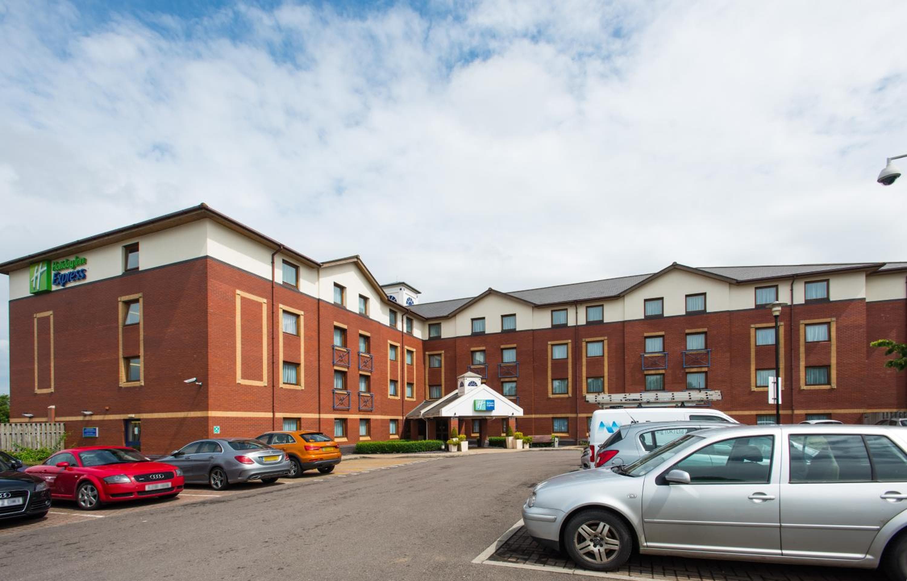 Holiday Inn Express Bristol Filton by IHG 2