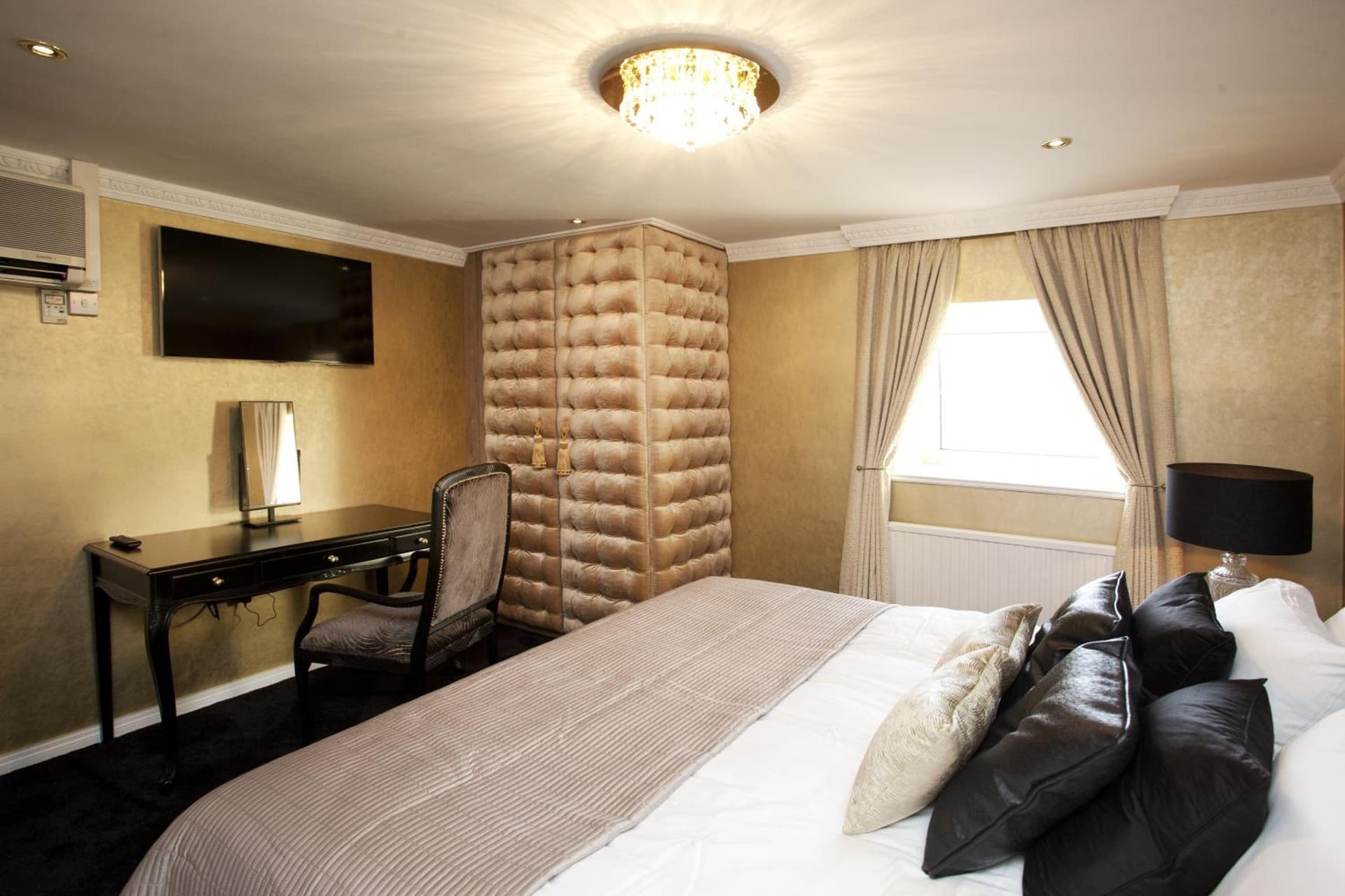St James Hotel; BW Premier Collection 5
