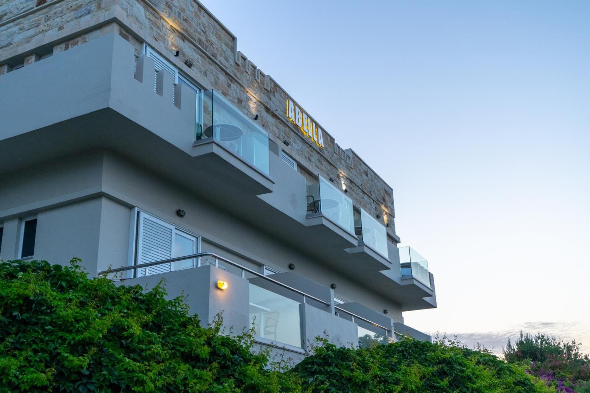 Abella Hotel