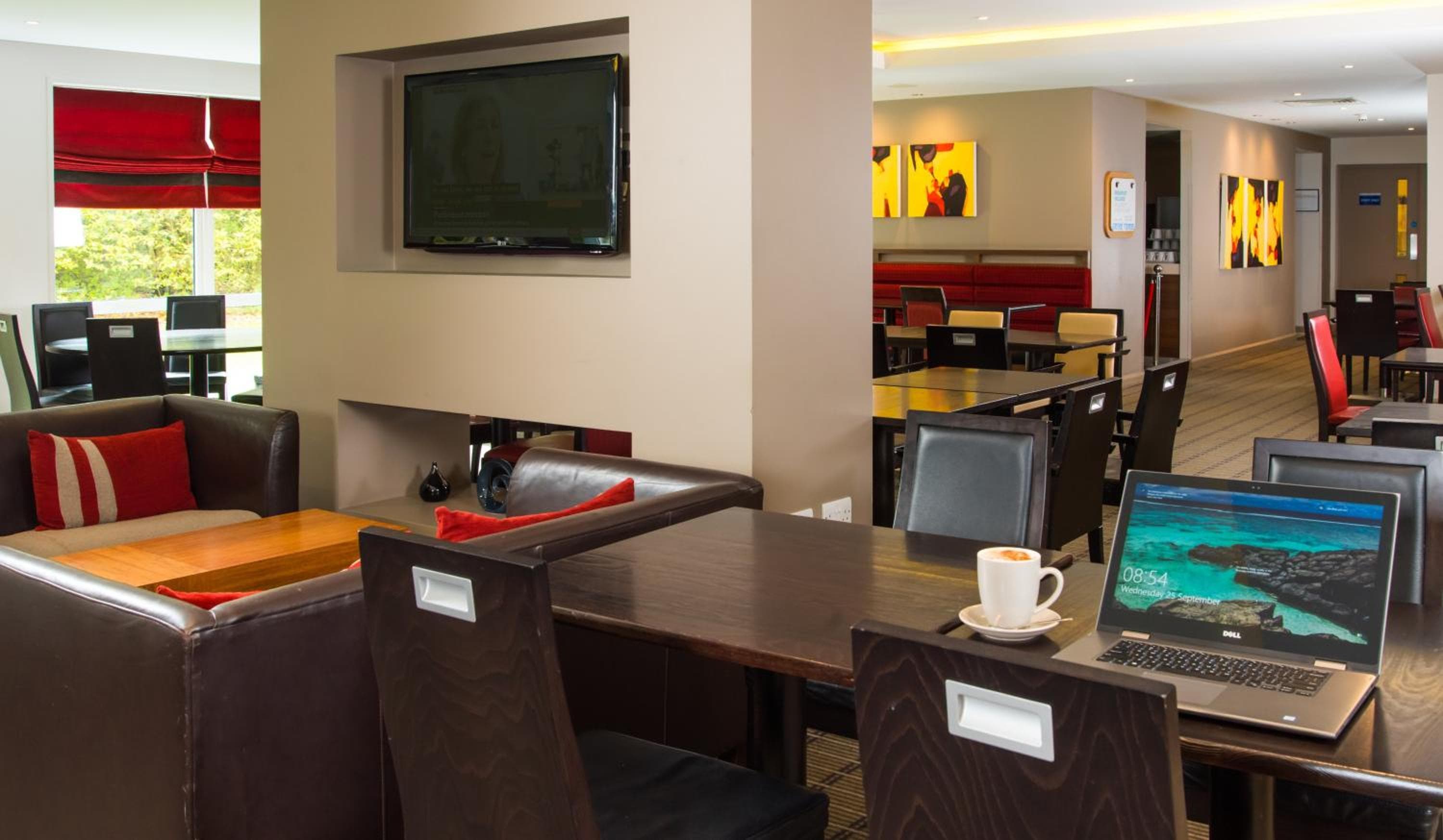 Holiday Inn Express Swindon West by IHG 2