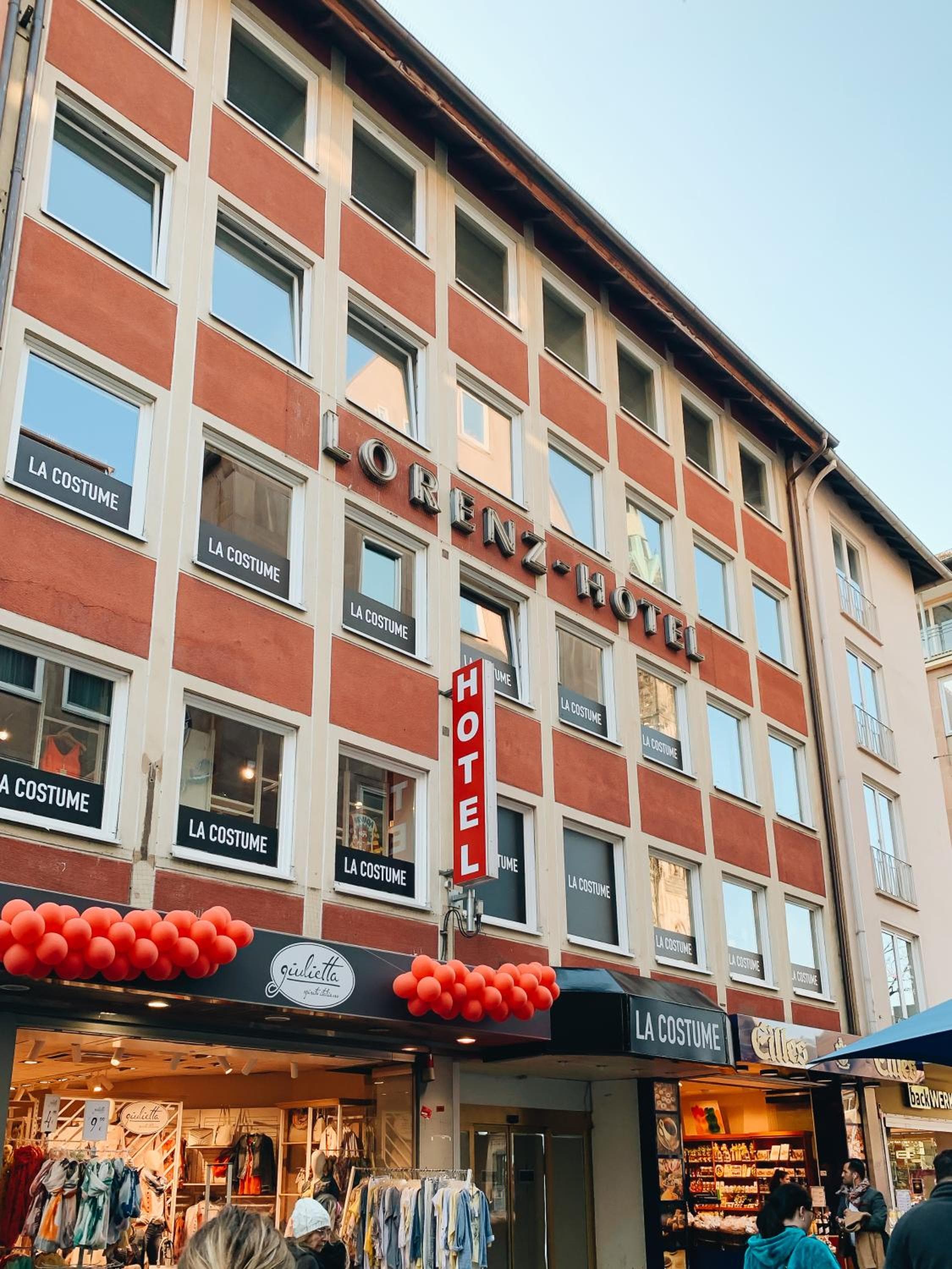 Lorenz Apartments