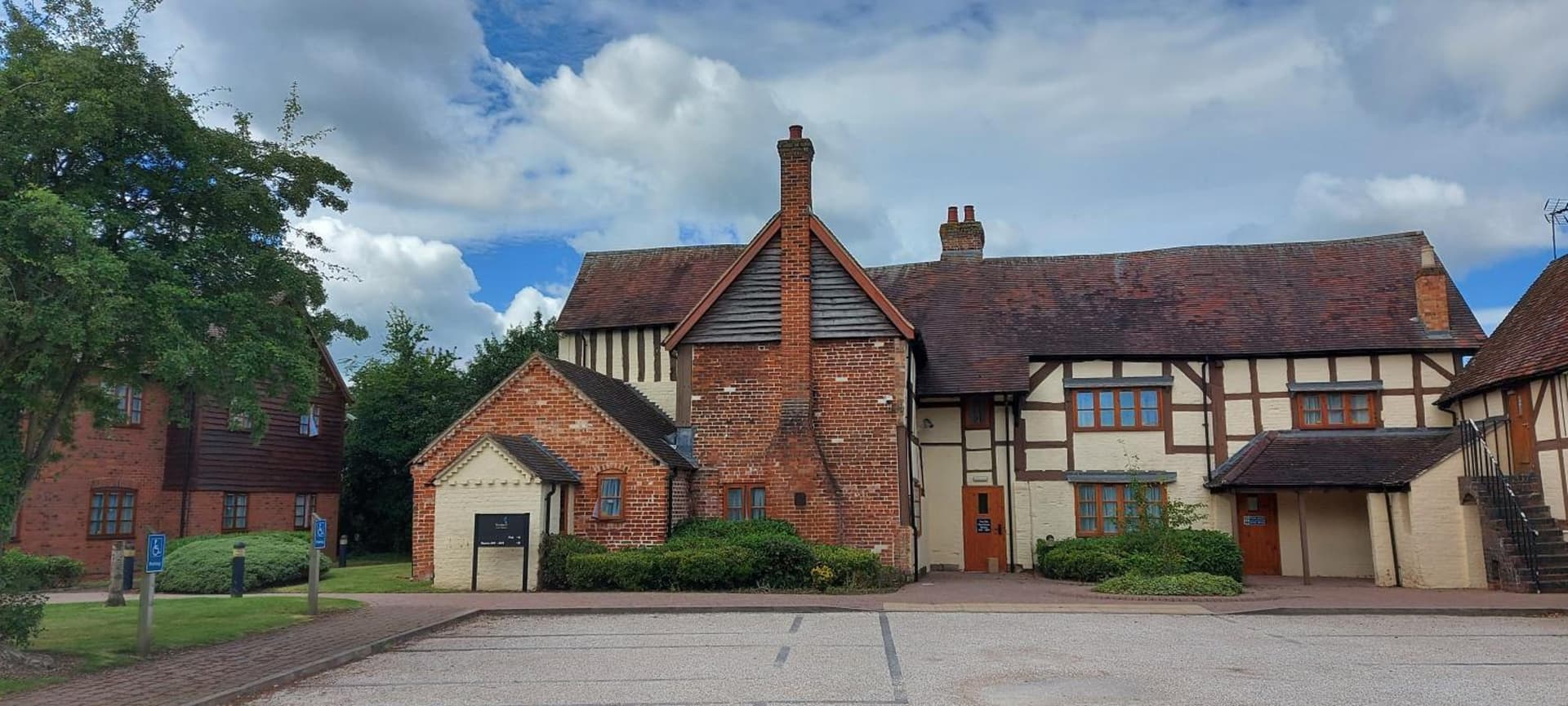 Meadow Farm Redditch by Marstons Inns